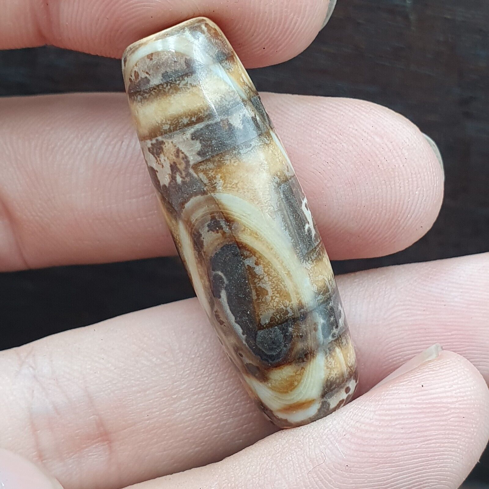 Rare Rusted Old Indo Tibetan Agate 2 Eye Agate stone Dzi Decorated Bead Amulet