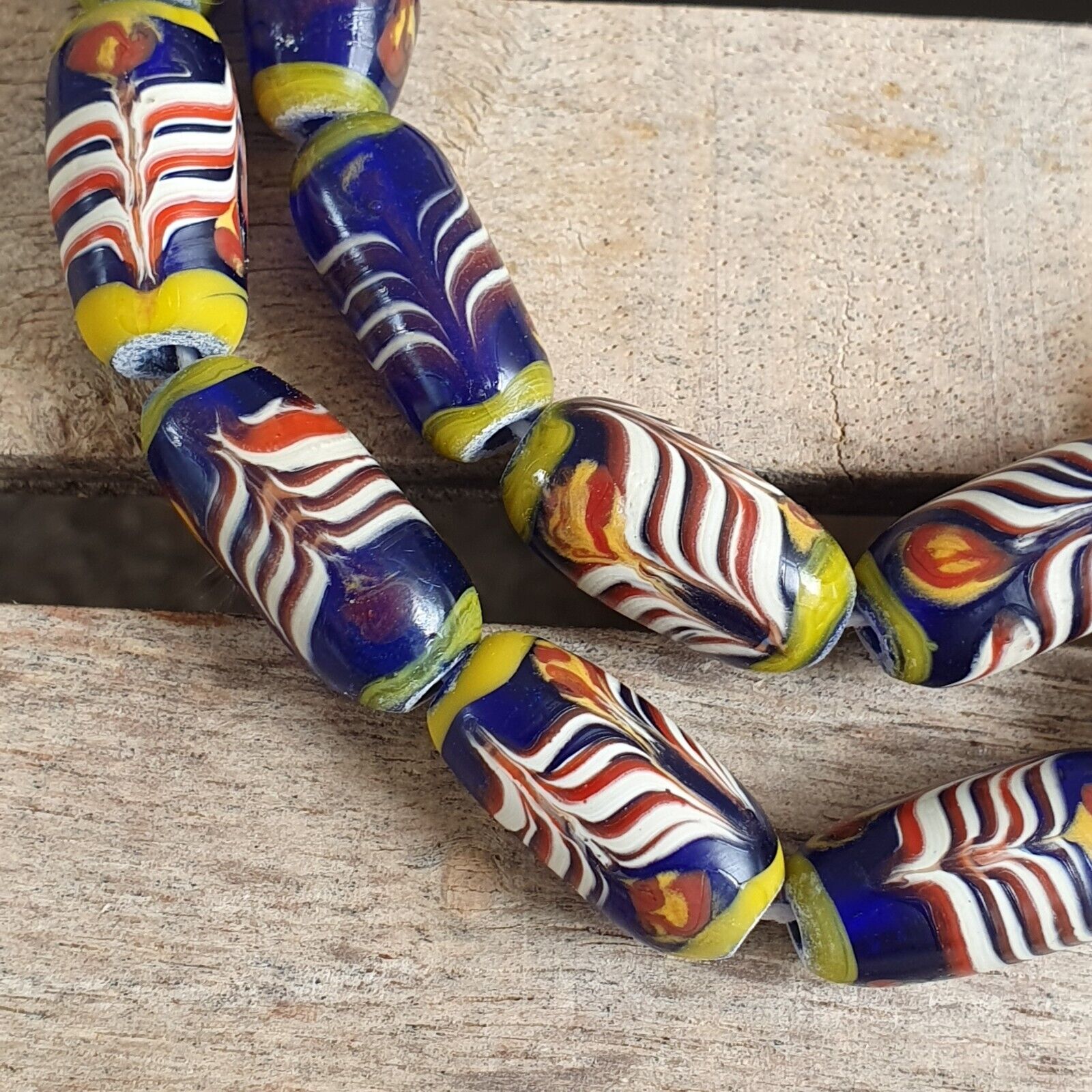 Lot 5 vintage Blue Fancy Feather Pattern glass beads Necklace