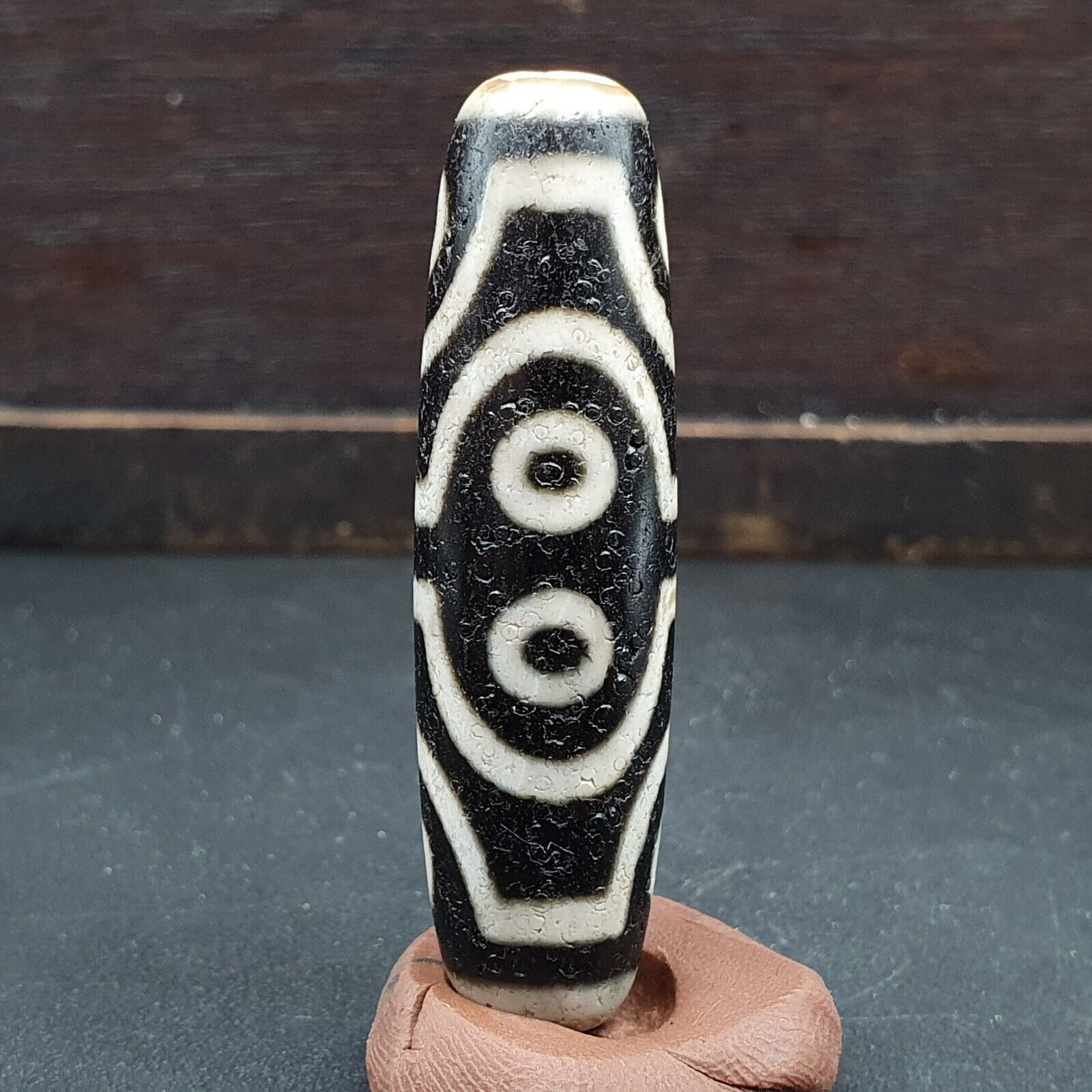 Tibetan 8 Eyes Antique dzi bead old amulet Agate rare Pattern Tibet gzi pendant