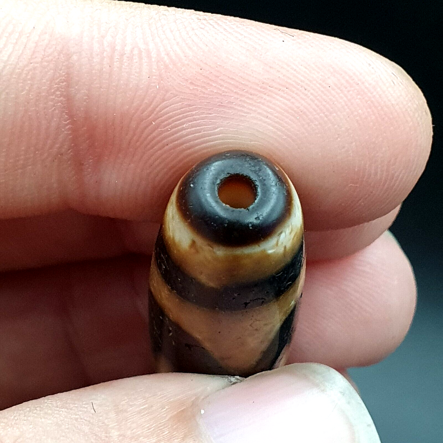 西藏古董天珠老護身符瑪瑙稀有圖案西藏天珠吊墜