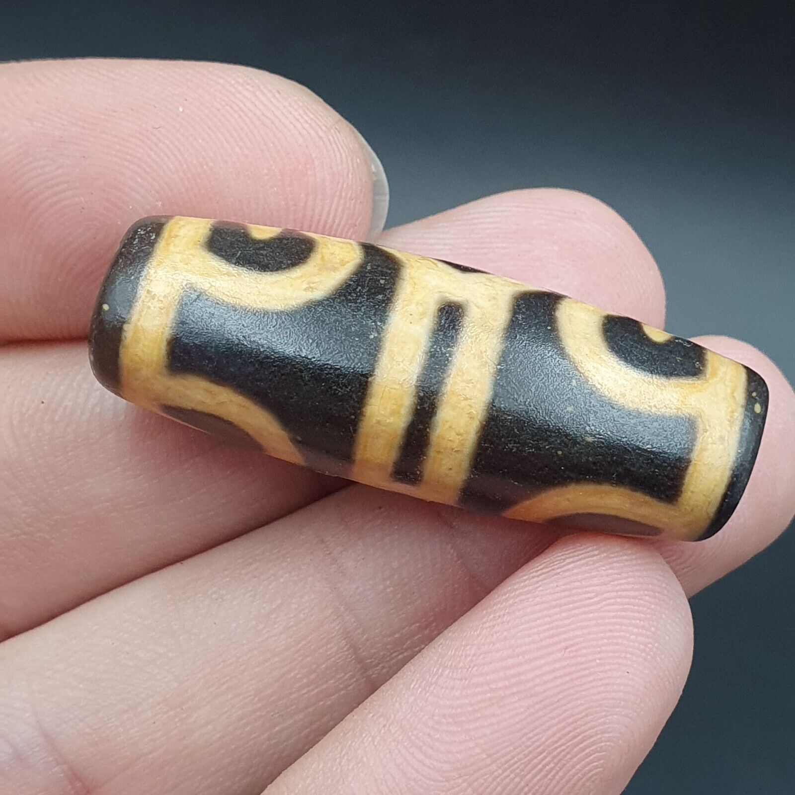 Tibetan dzi bead old amulet Agate Eyes rare Pattern Tibet gzi pendant
