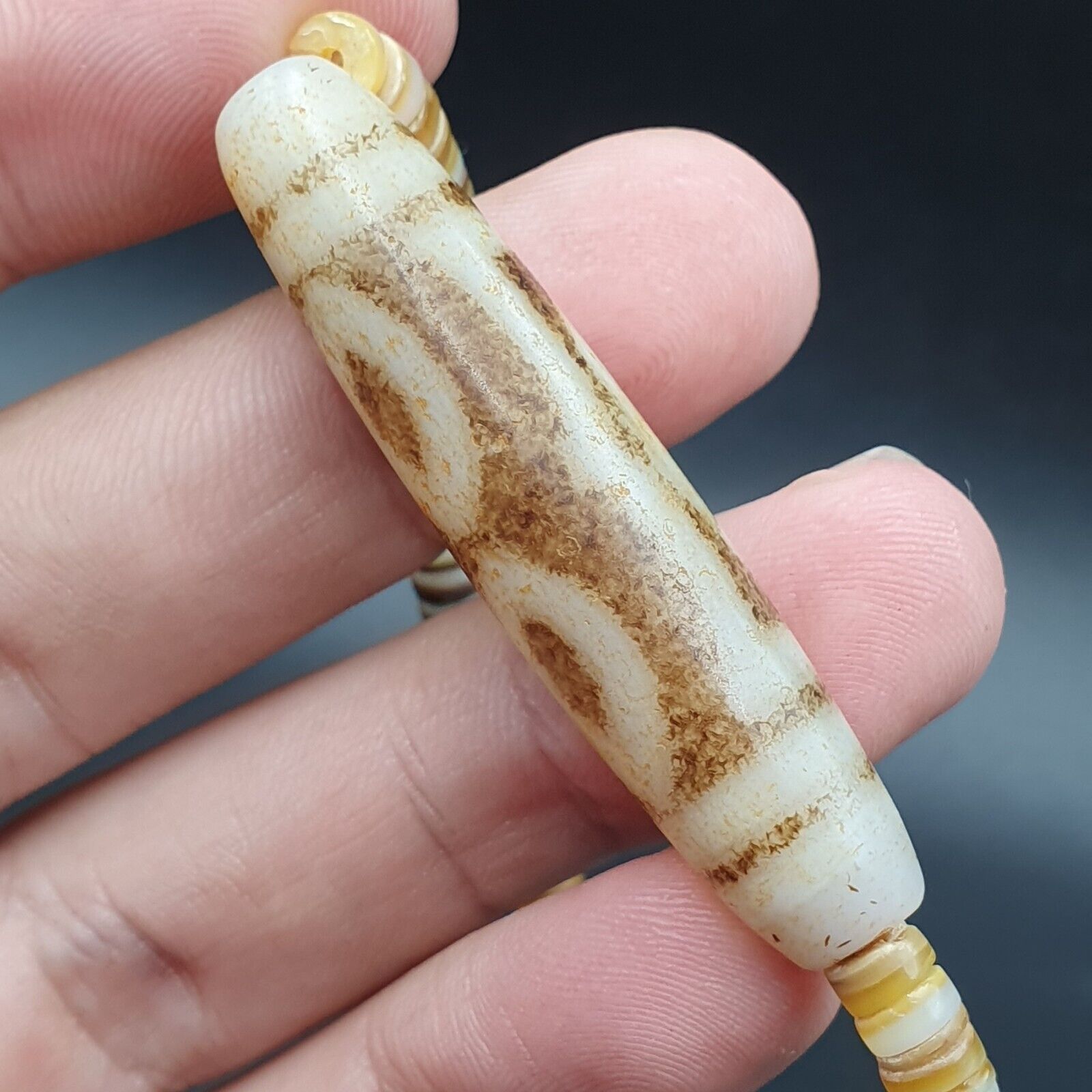 Vintage Antique Agate bead Tibet Himalayan Dzi pendant Necklace