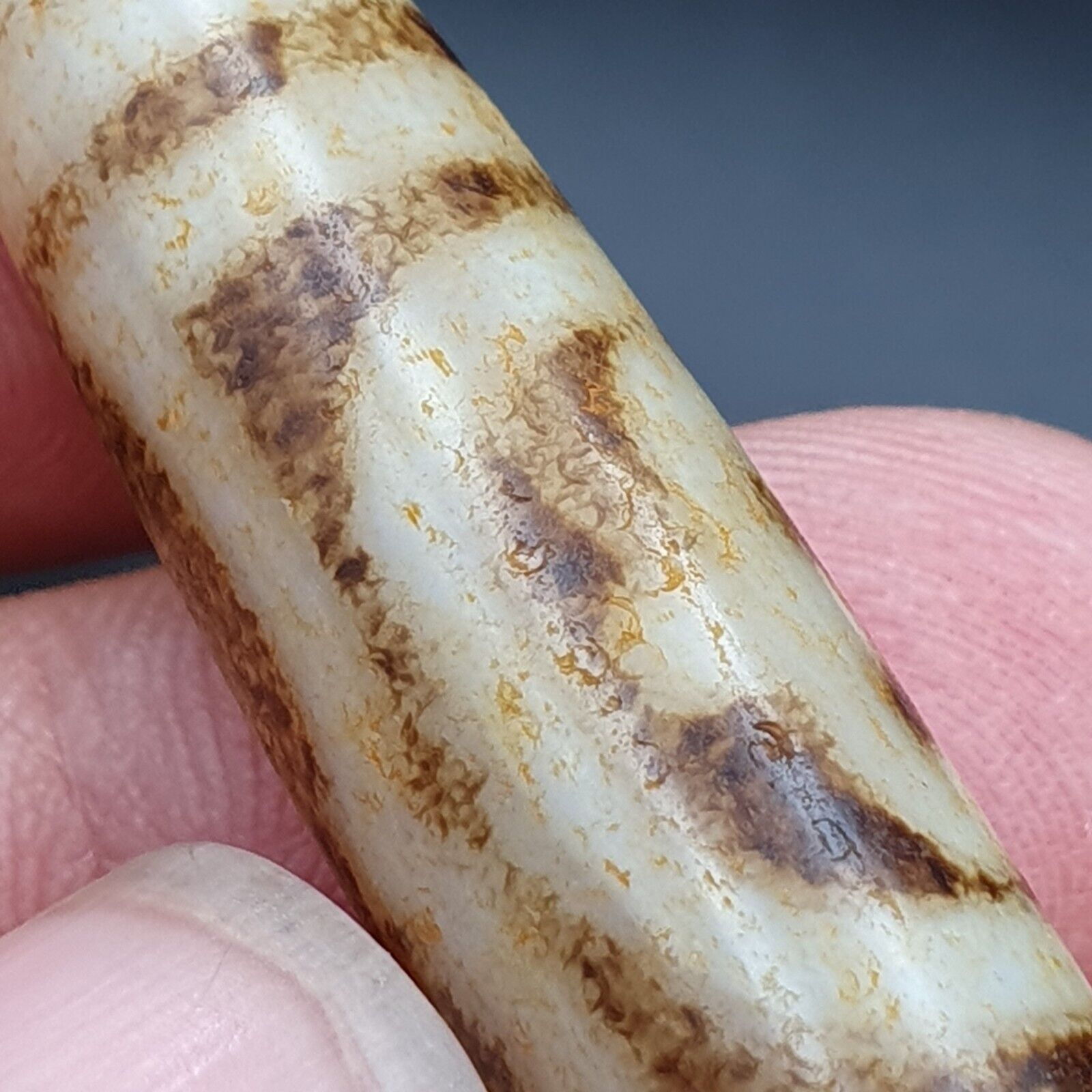 Vintage Antique Agate bead Tibet Himalayan Dzi pendant Necklace