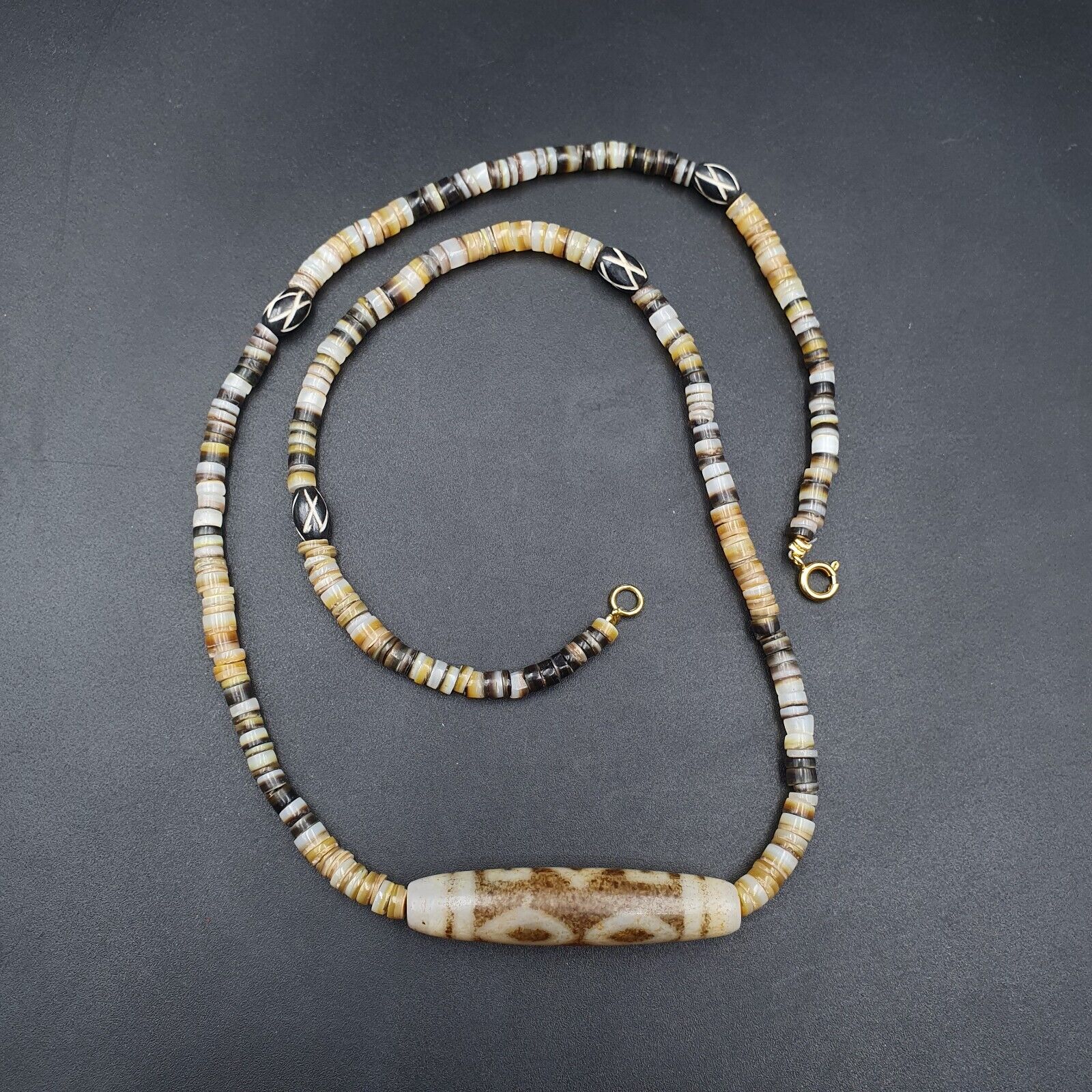 Vintage Antique Agate bead Tibet Himalayan Dzi pendant Necklace