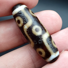 9 Eyes Antique Agate bead Tibet Himalayan Dzi pendant