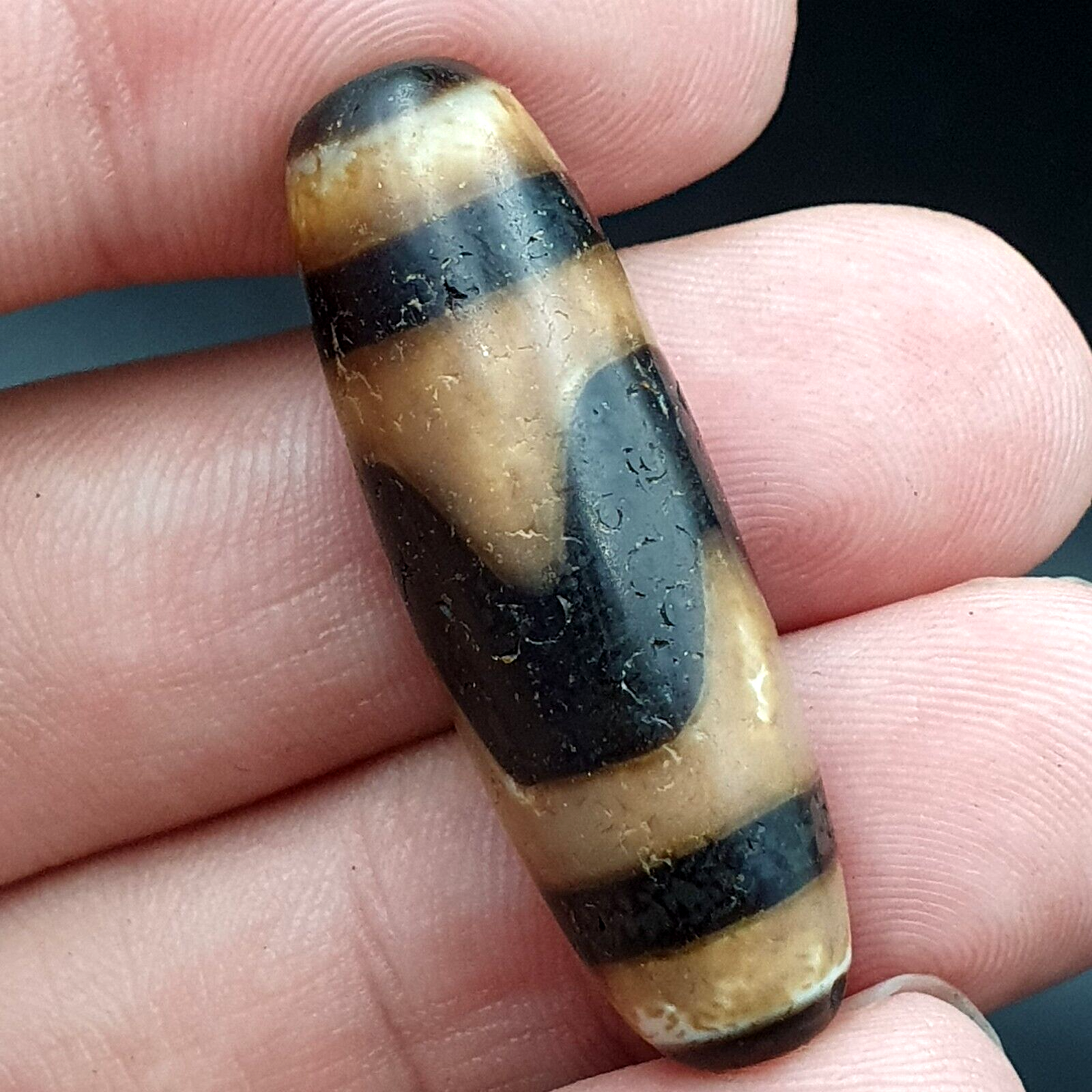 西藏古董天珠老護身符瑪瑙稀有圖案西藏天珠吊墜