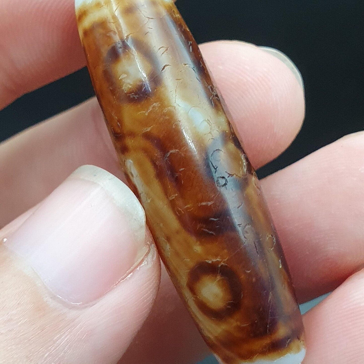 9 眼非常罕見的西藏天珠老護身符古董瑪瑙西藏天珠吊墜