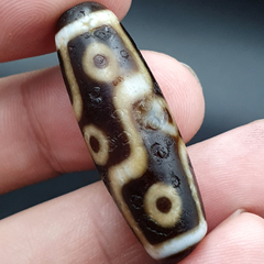 9 Eyes Antique Agate bead Tibet Himalayan Dzi pendant