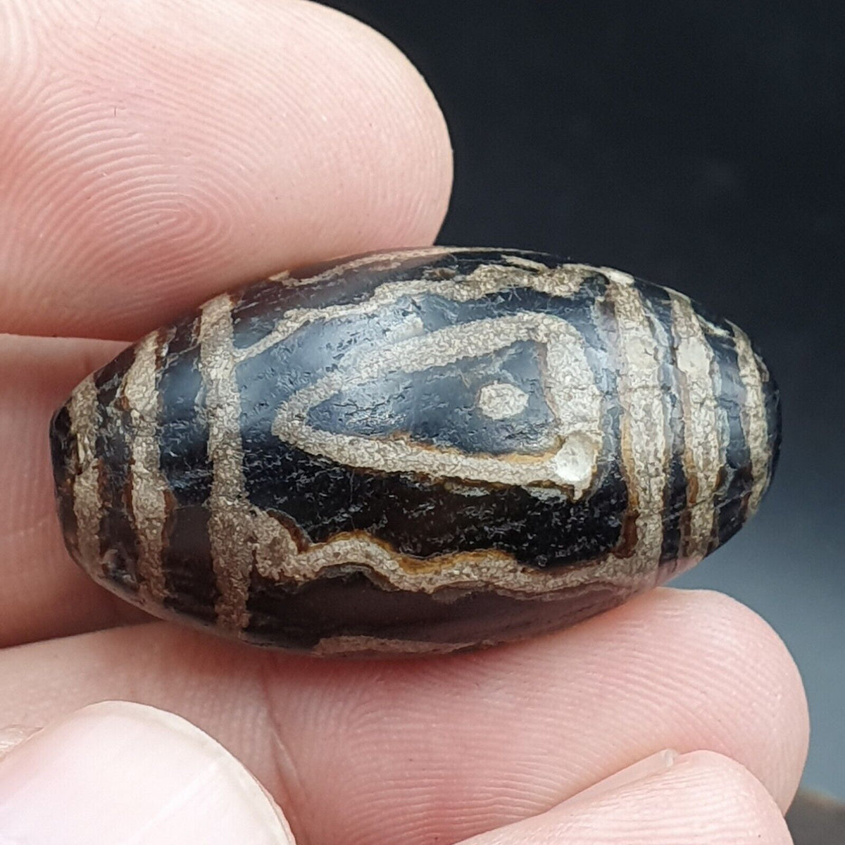 Antique Vintage Tibetan Nepalese Etched Decorated Agate Bead TB-8
