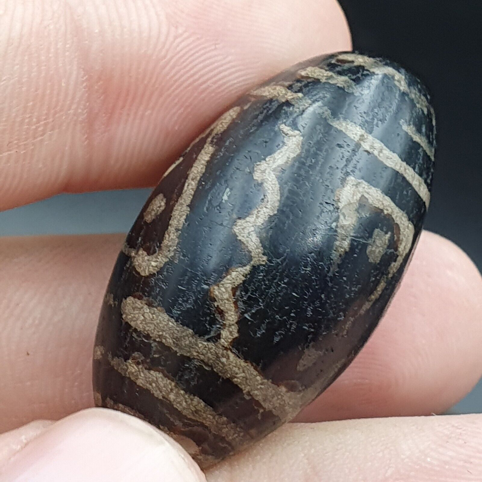 Antique Vintage Tibetan Nepalese Etched Decorated Agate Bead TB-8
