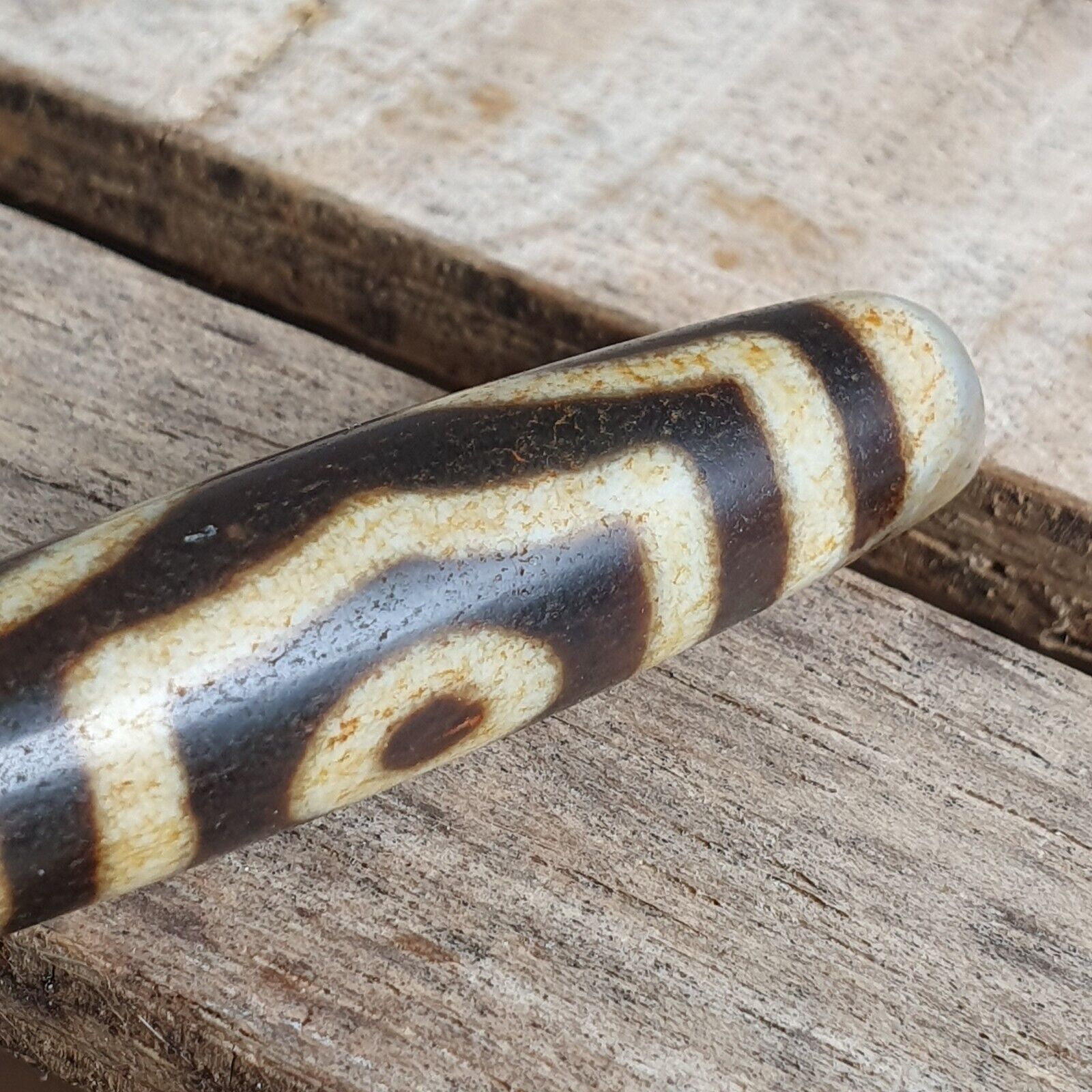 Himalayan Tibetan Dzi 3 eyes Pattern Spiritual Amulet Mala Bead Unique Beads