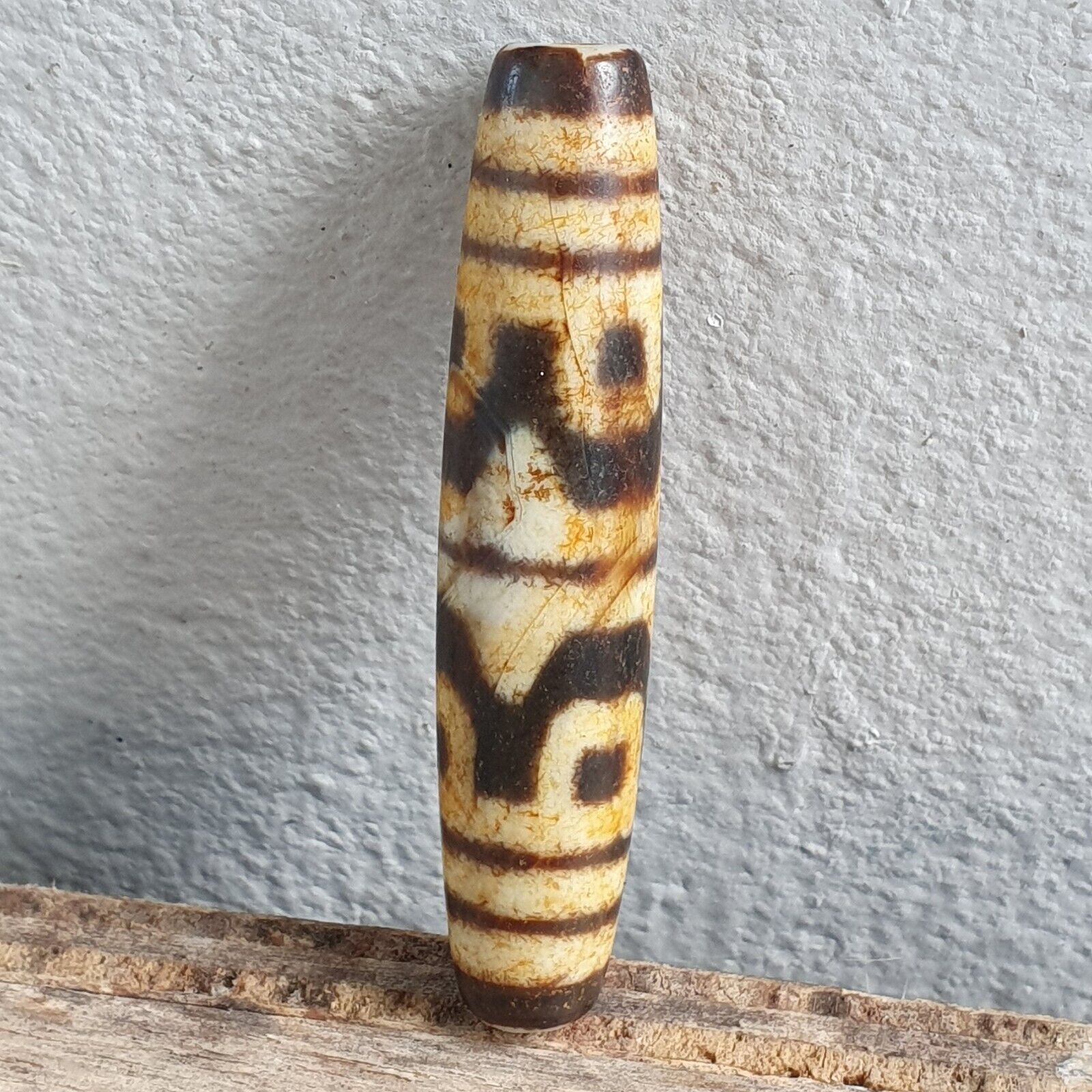 Very are Himalayan Tibetan Dzi Double Tasso Spiritual Amulet Mala Bead