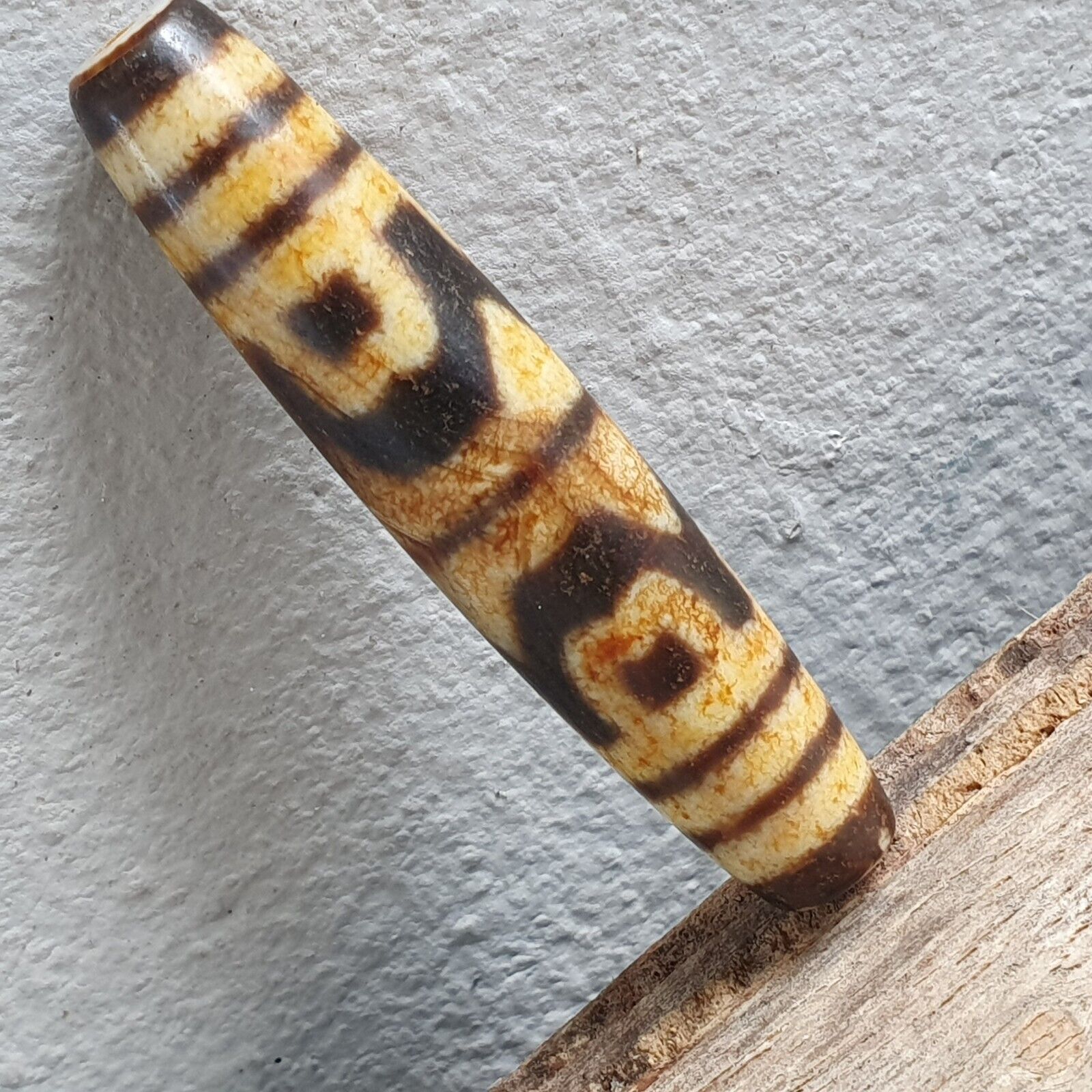 Very are Himalayan Tibetan Dzi Double Tasso Spiritual Amulet Mala Bead
