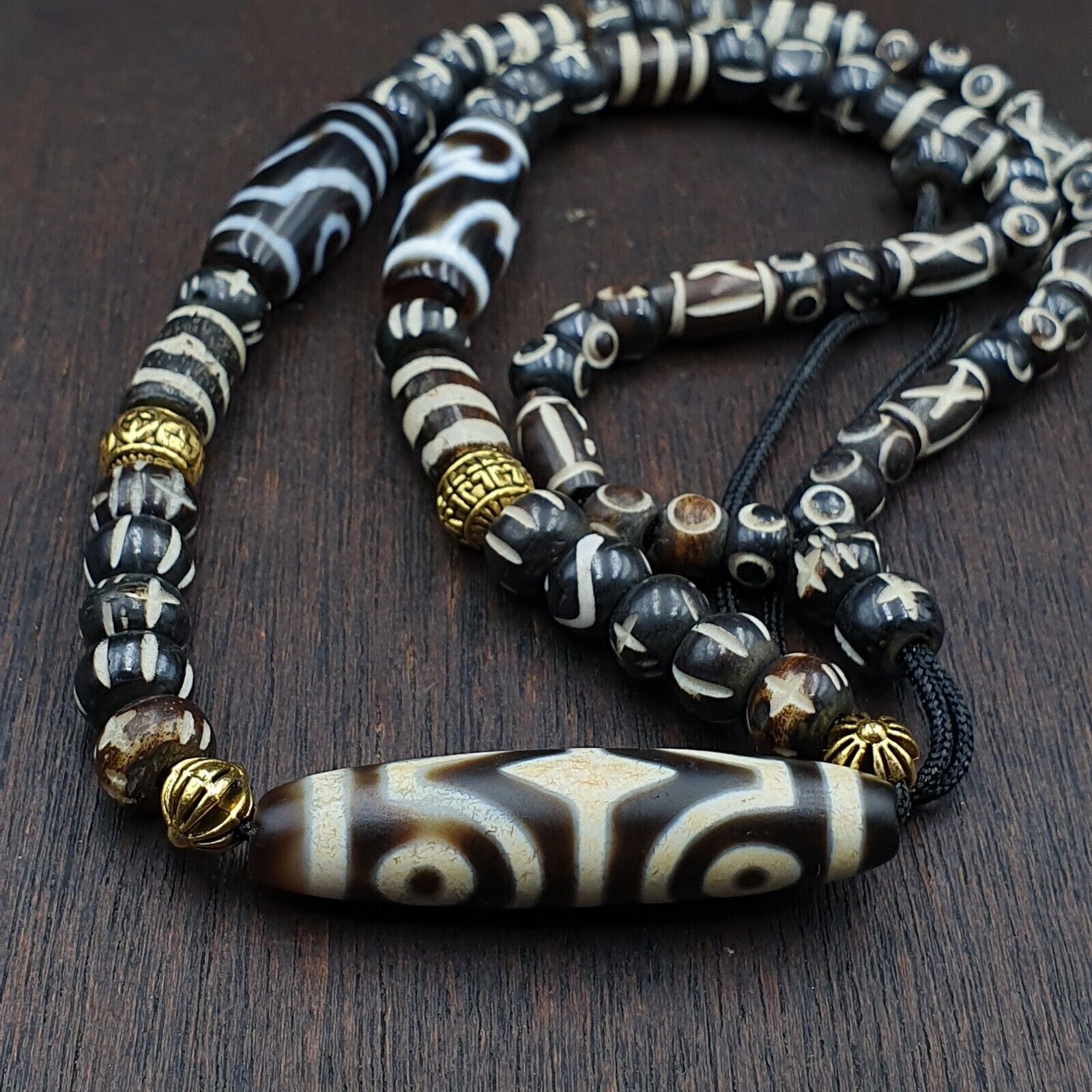 Vintage Antique Agate 3 eye bead Tibet Himalayan Dzi pendant Necklace