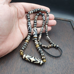 Vintage Antique Agate 3 eye bead Tibet Himalayan Dzi pendant Necklace