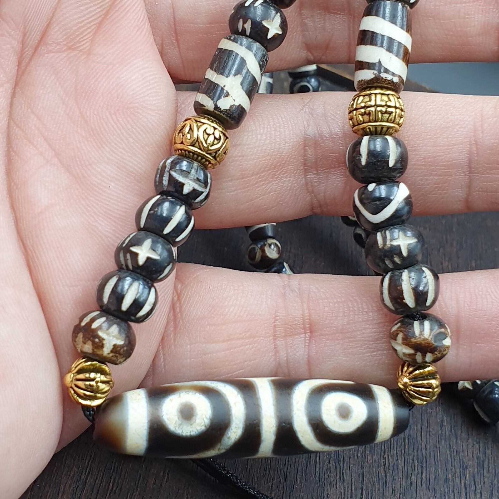 Vintage Antique Agate 3 eye bead Tibet Himalayan Dzi pendant Necklace