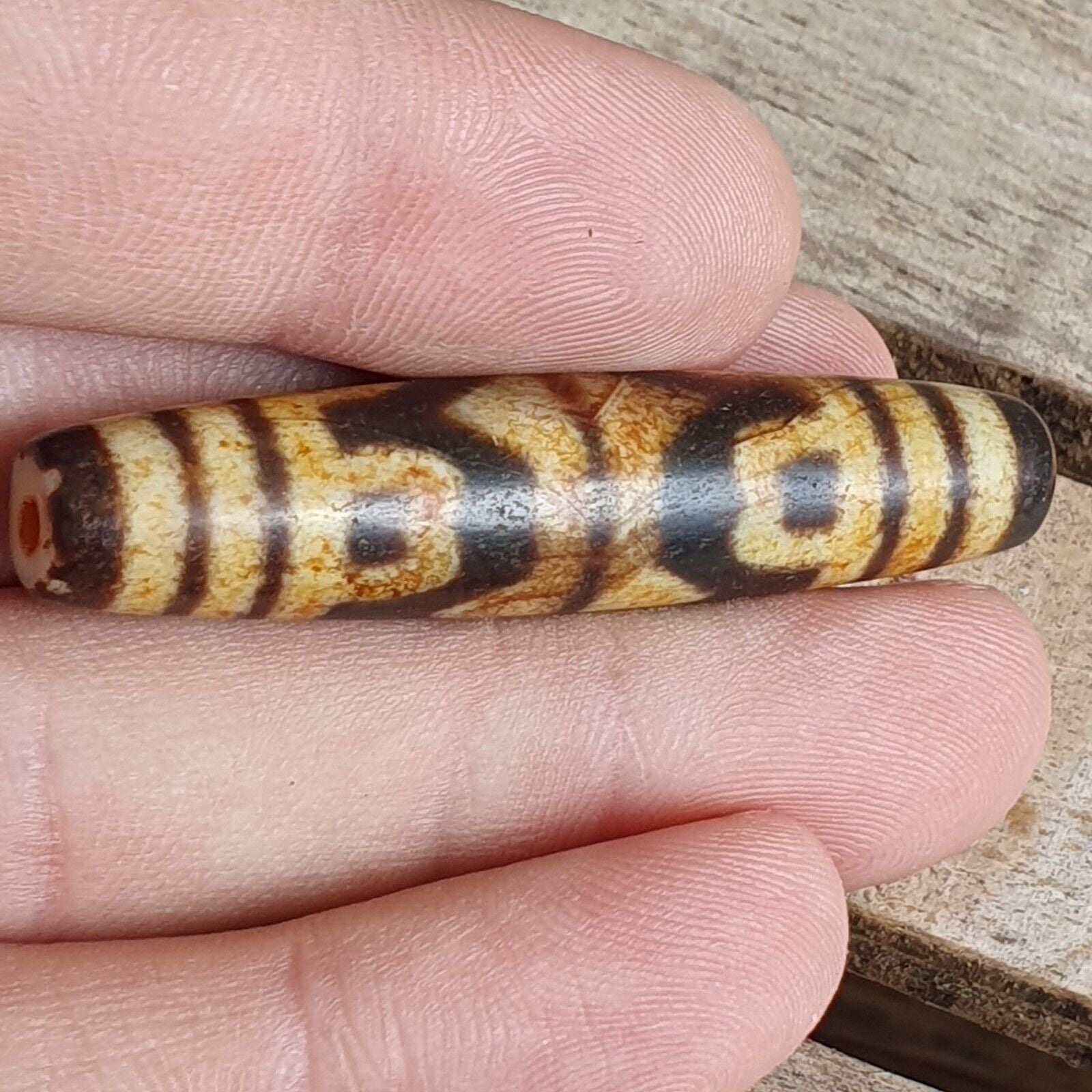 Very are Himalayan Tibetan Dzi Double Tasso Spiritual Amulet Mala Bead