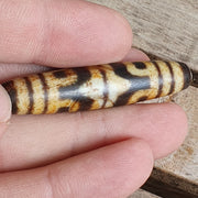 Rare Double Tasso Dzi Bead – Antique Himalayan Agate Amulet