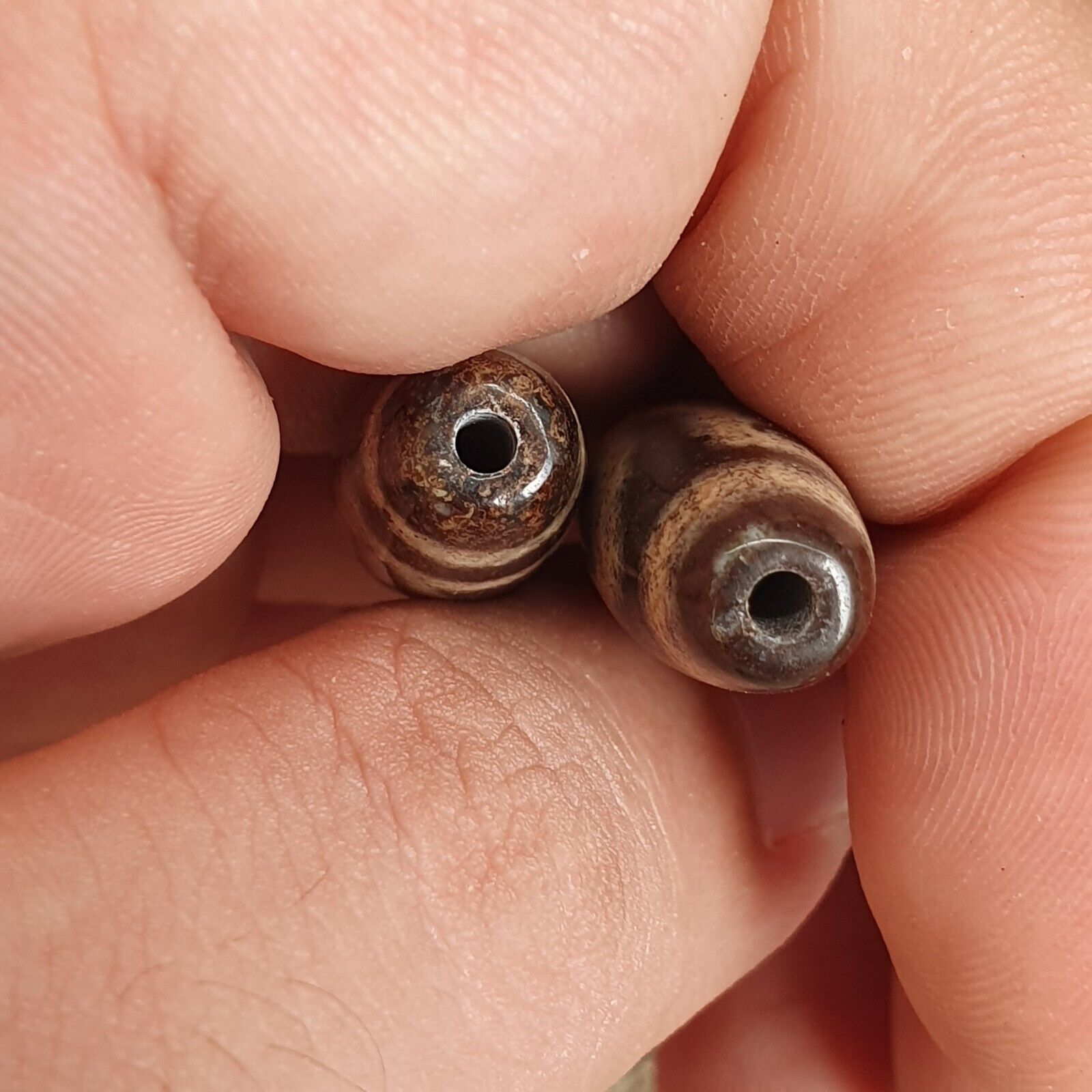 LOT 2 Eye BEADS Tibetan dzi bead old amulet Agate Tibet gzi pendant