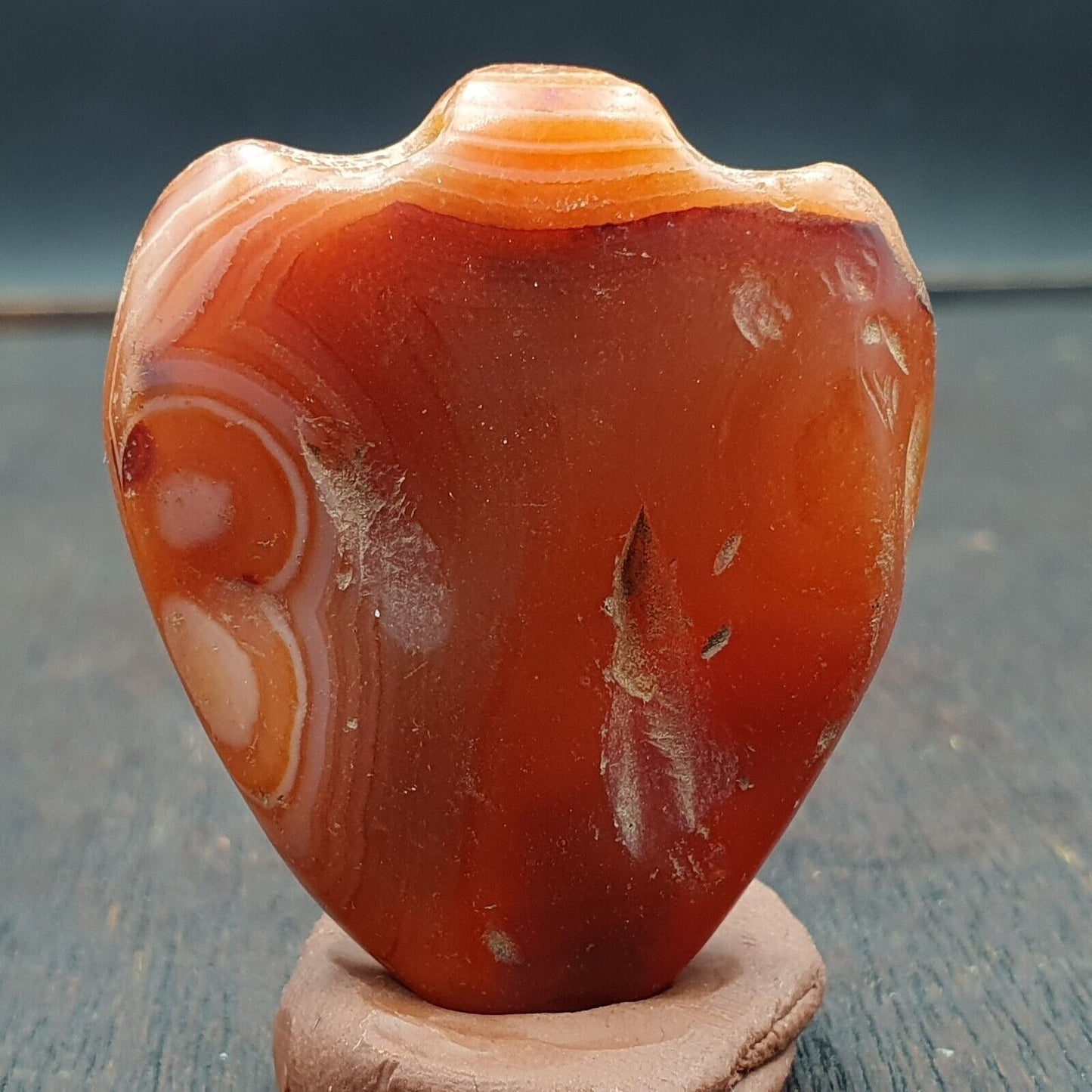 驚人的古代古董心形紅玉髓瑪瑙石珠護身符