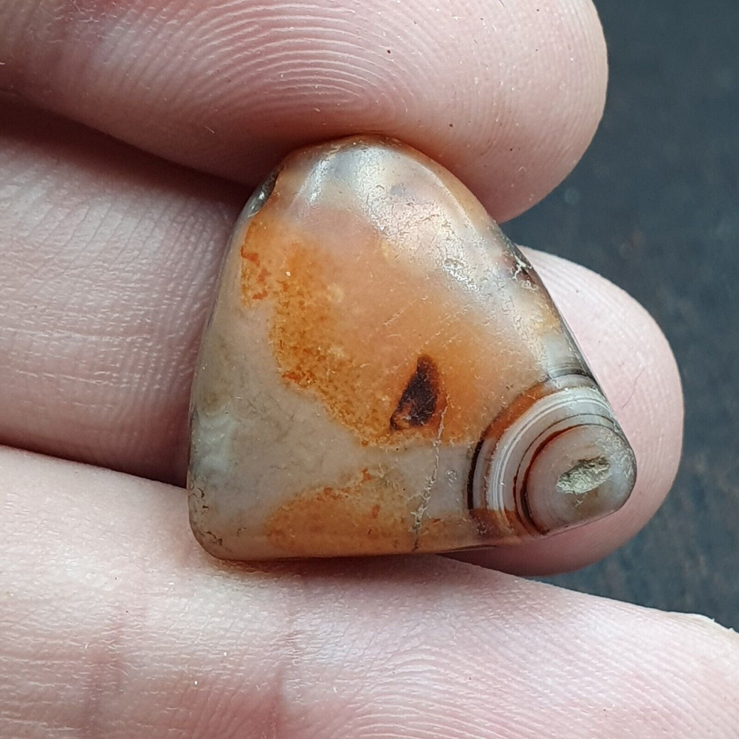 Erstaunliches antikes Khorasan-Perlenamulett mit antiken Augen aus Achatstein