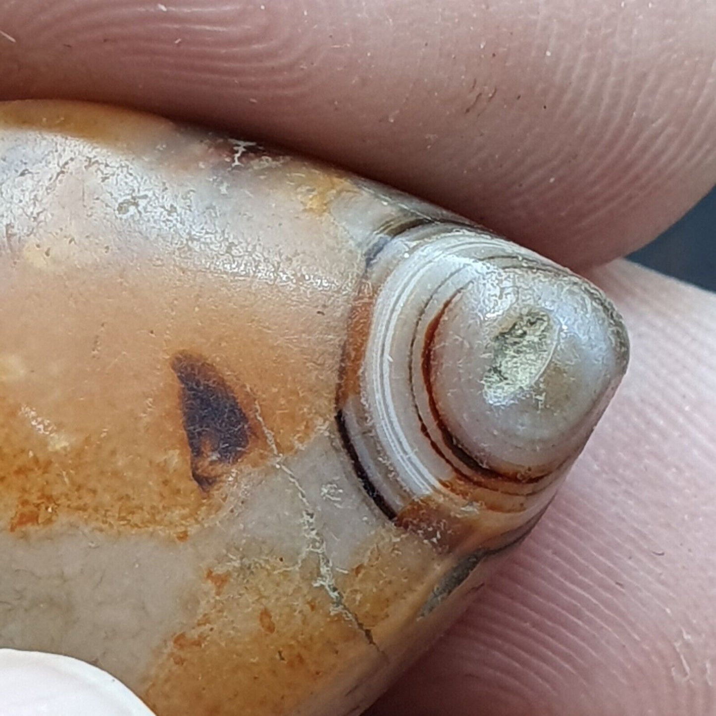 Erstaunliches antikes Khorasan-Perlenamulett mit antiken Augen aus Achatstein