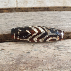 HIMALAYAN Indo Tibetan Central Asian Etched Agate beads Decorated bead BDET 1