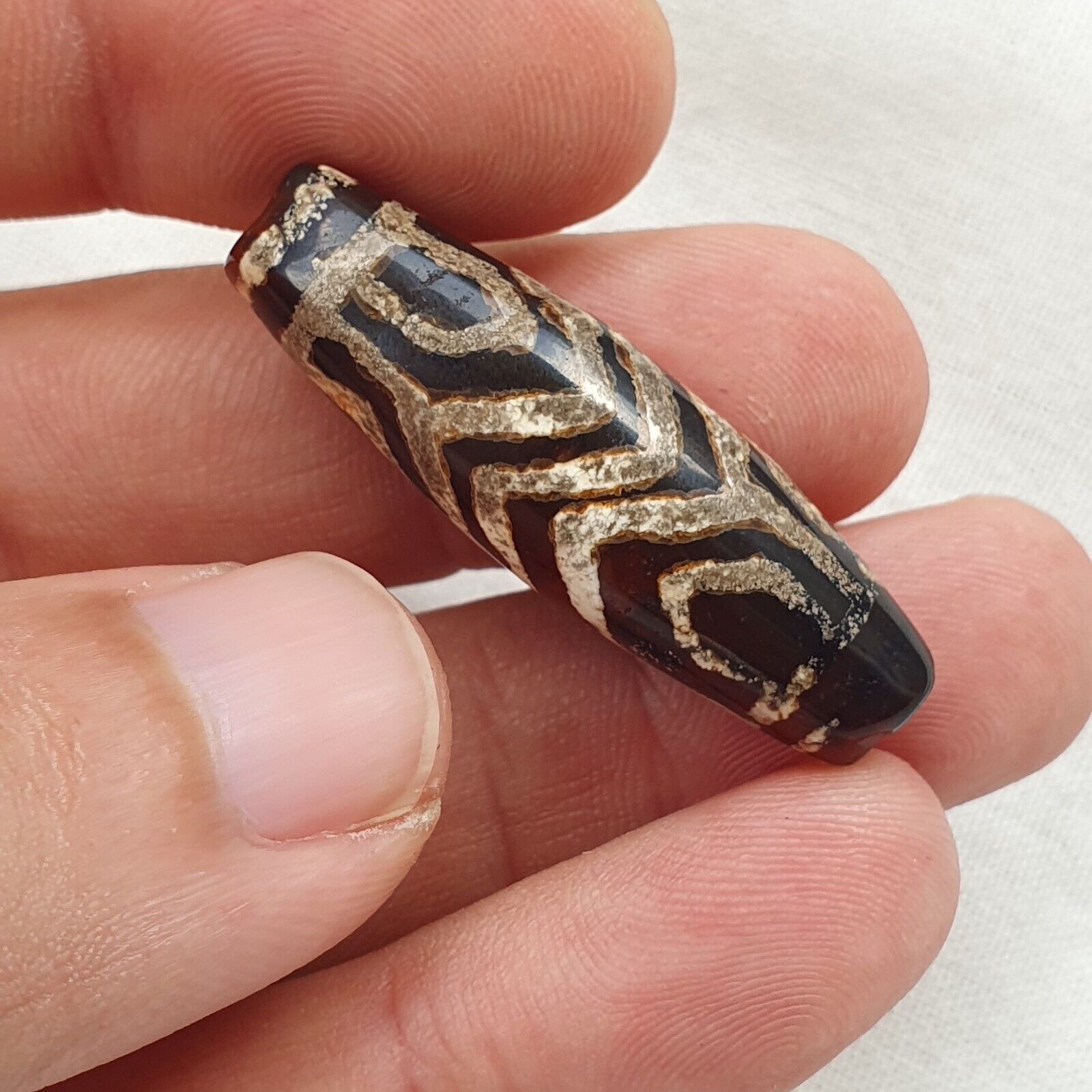 HIMALAYAN Indo Tibetan Central Asian Etched Agate beads Decorated bead BDET 1