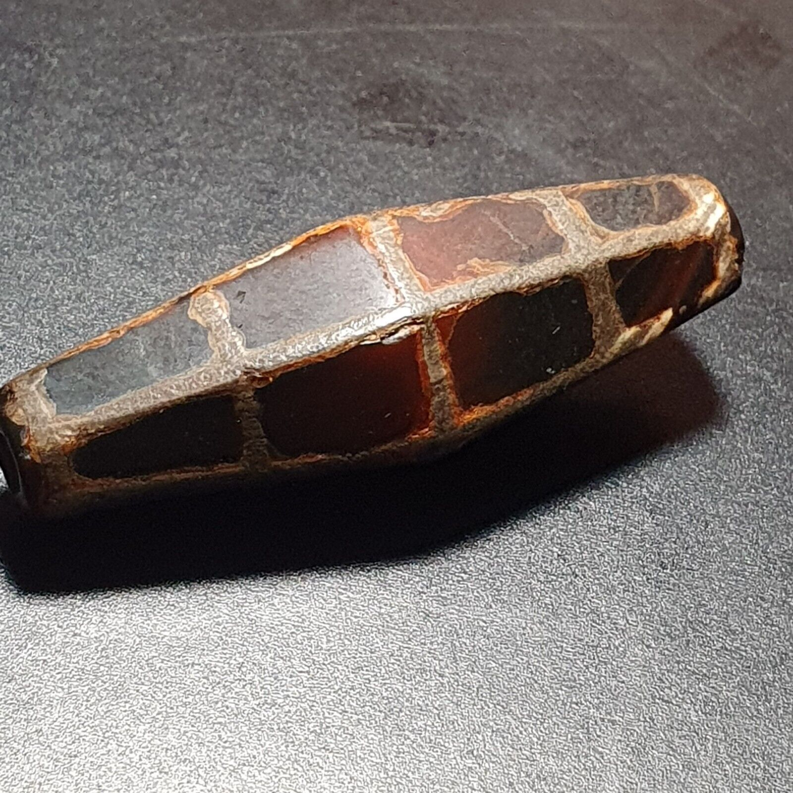 Beautiful HIMALAYAN Nepalese Tibetan South East Asian Etched Agate bead