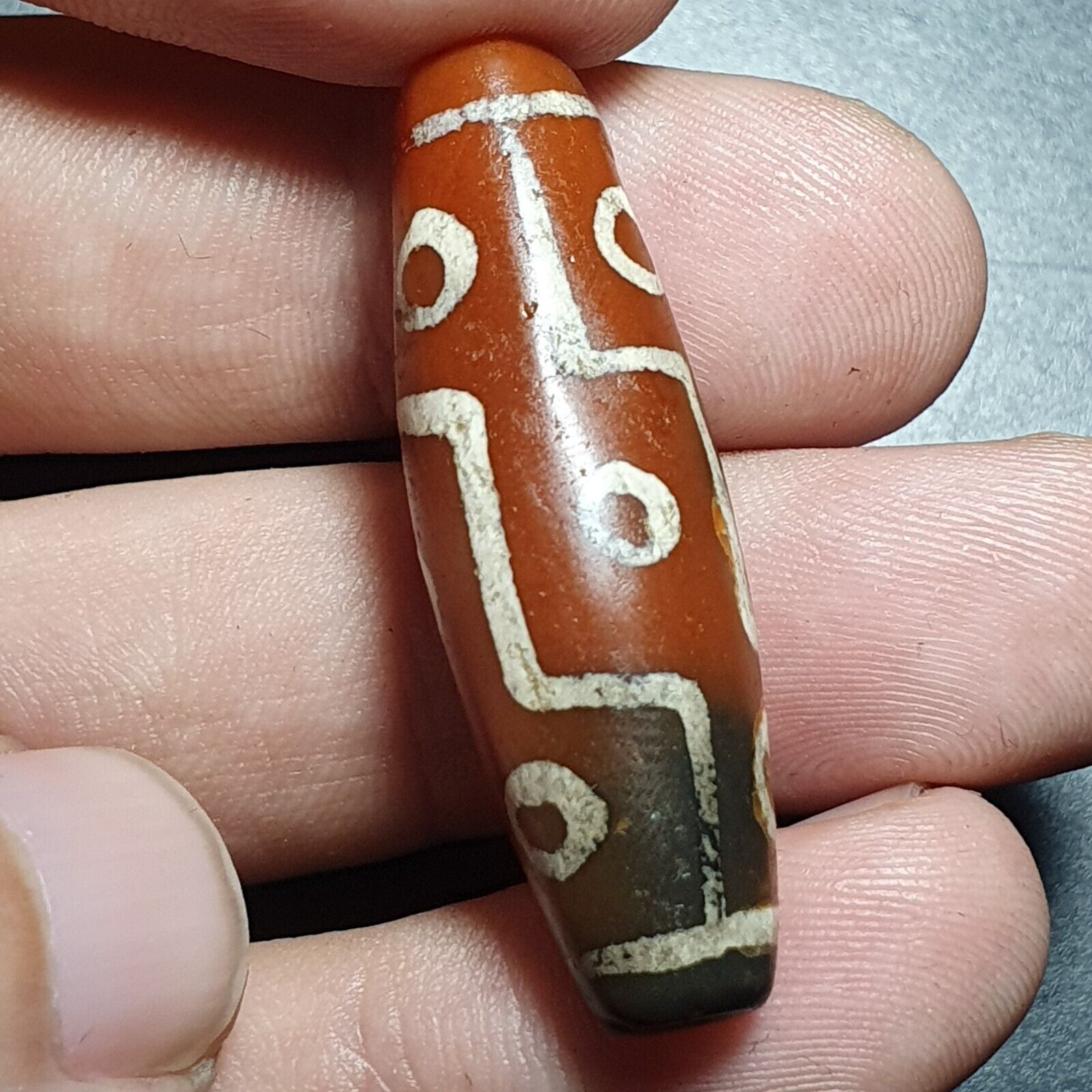 Antique HIMALAYAN Nepalese Tibetan Central Asian Etched Agate bead 9 EYES bead