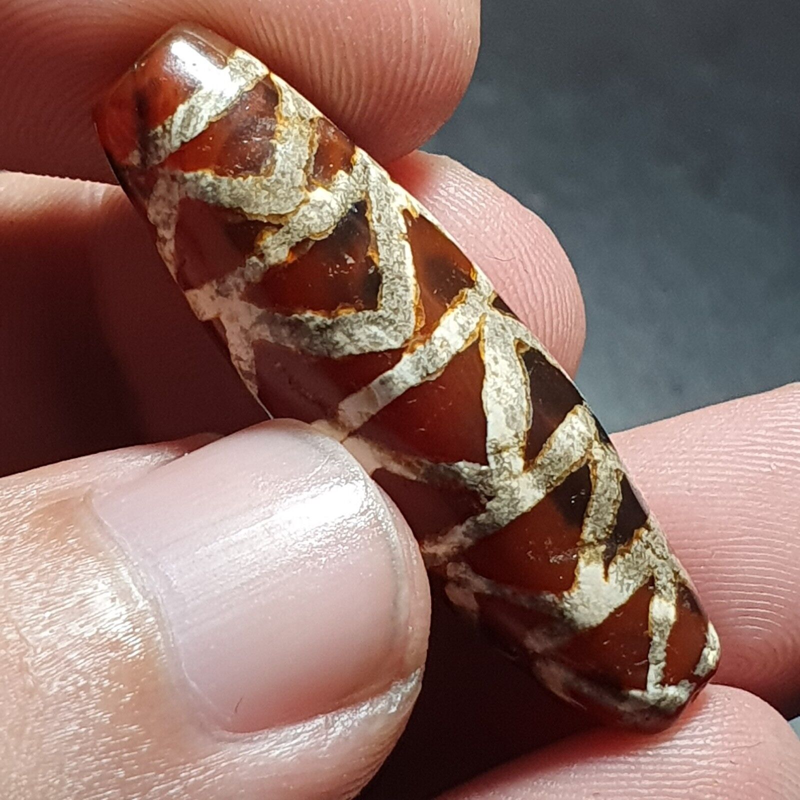 Rare Pattern HIMALAYAN Nepalese Tibetan South East Asian Etched Agate bead