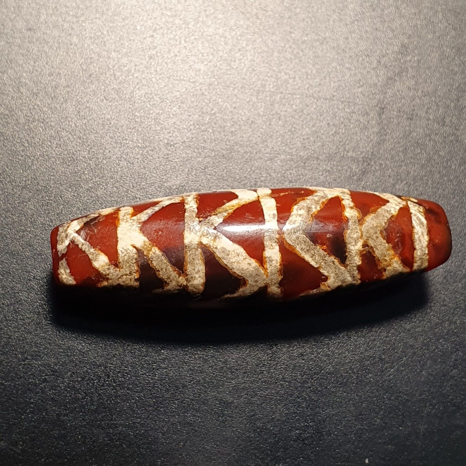 Rare Pattern HIMALAYAN Nepalese Tibetan South East Asian Etched Agate bead