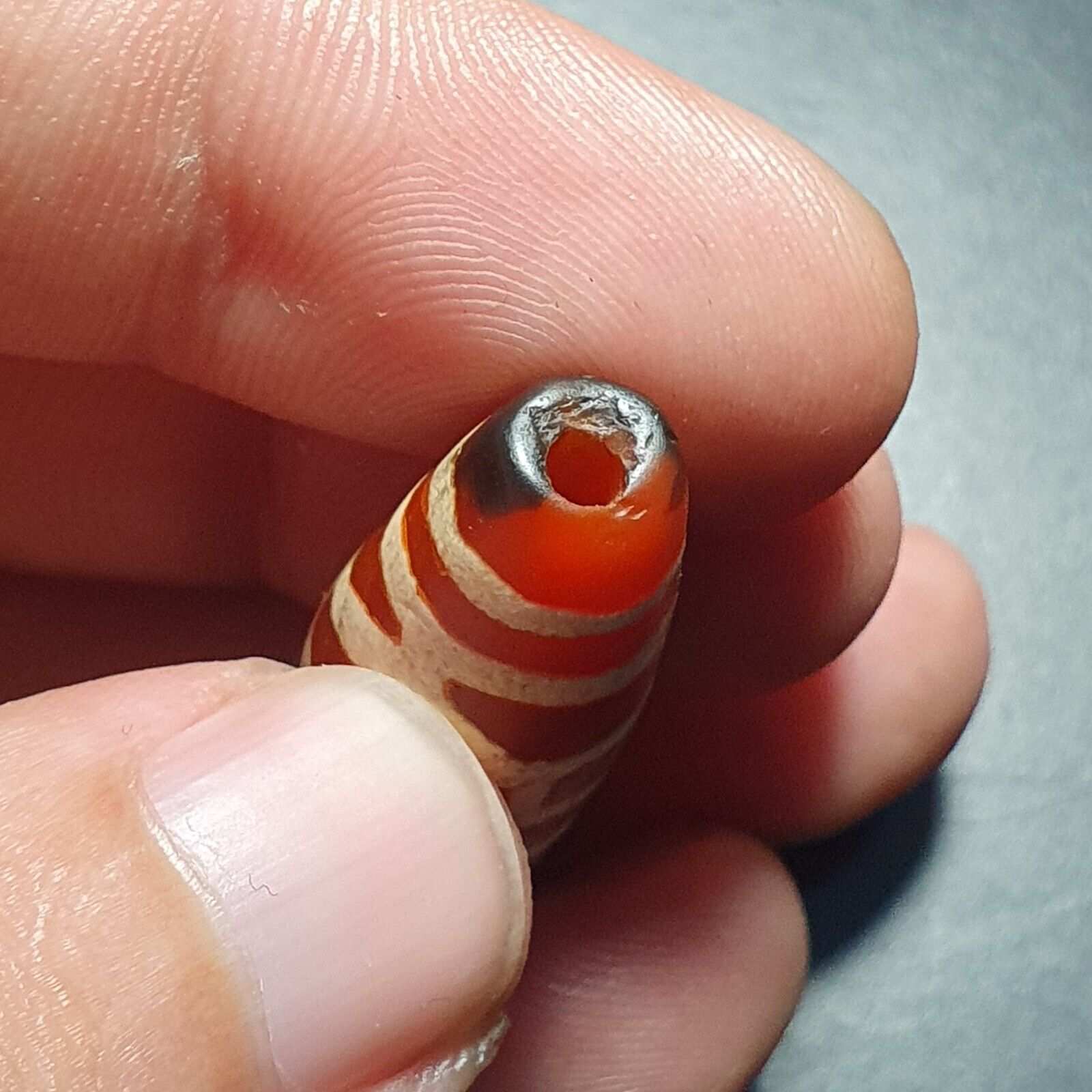 BDET #2 HIMALAYAN Indo Tibetische Zentralasiatische geätzte Achatperlen verzierte Perle