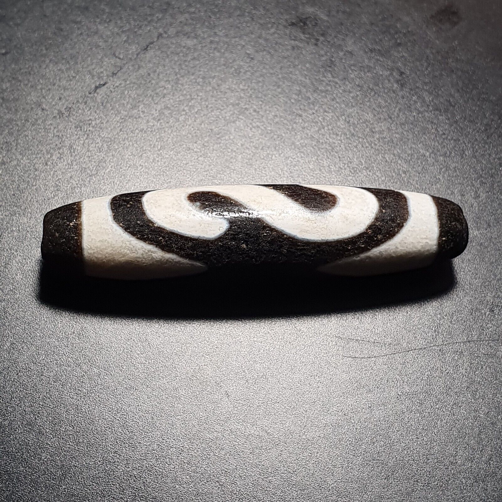 Himalayan Tibetan Dzi S Pattern Spiritual Amulet Mala Bead Unique Beads