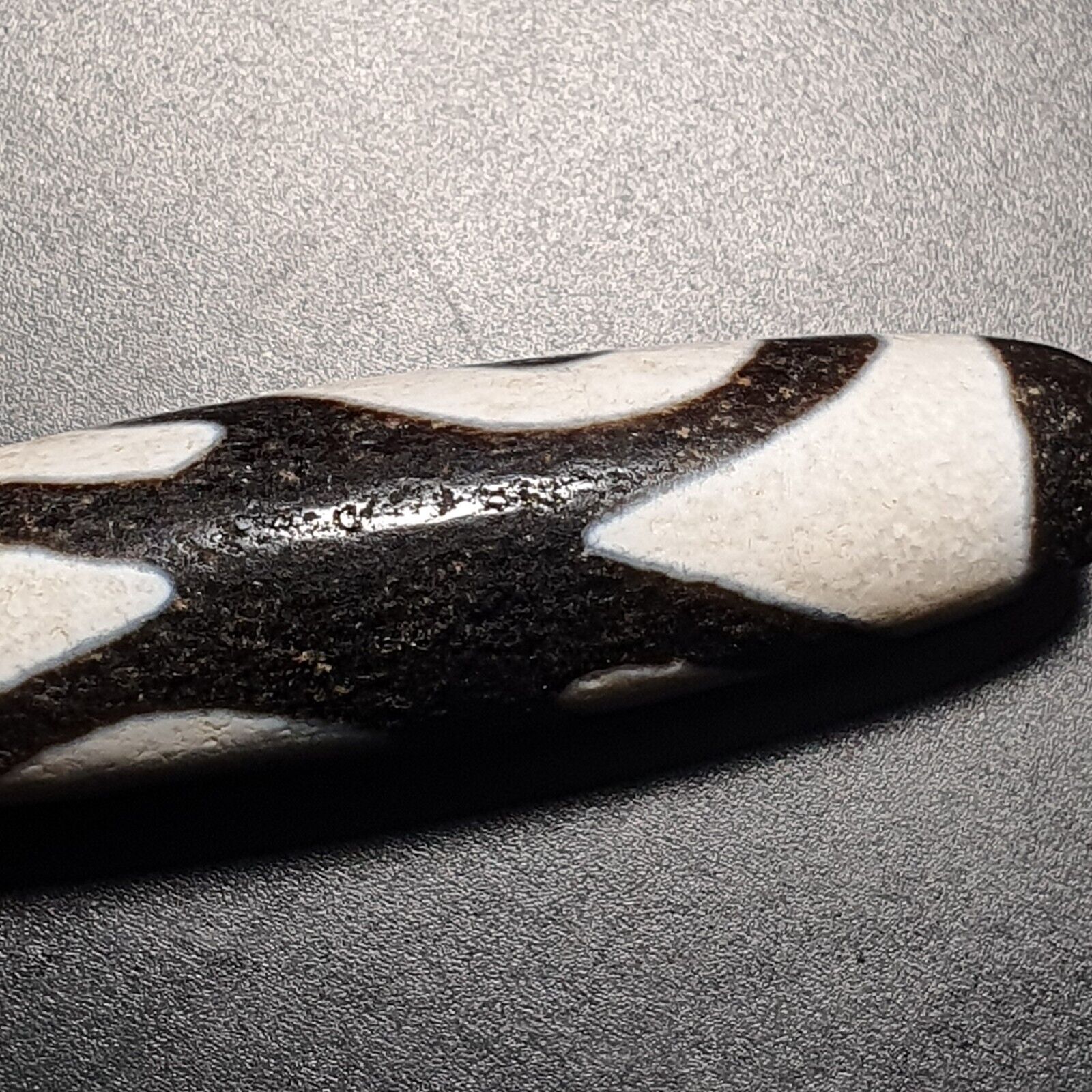 Himalayan Tibetan Dzi S Pattern Spiritual Amulet Mala Bead Unique Beads