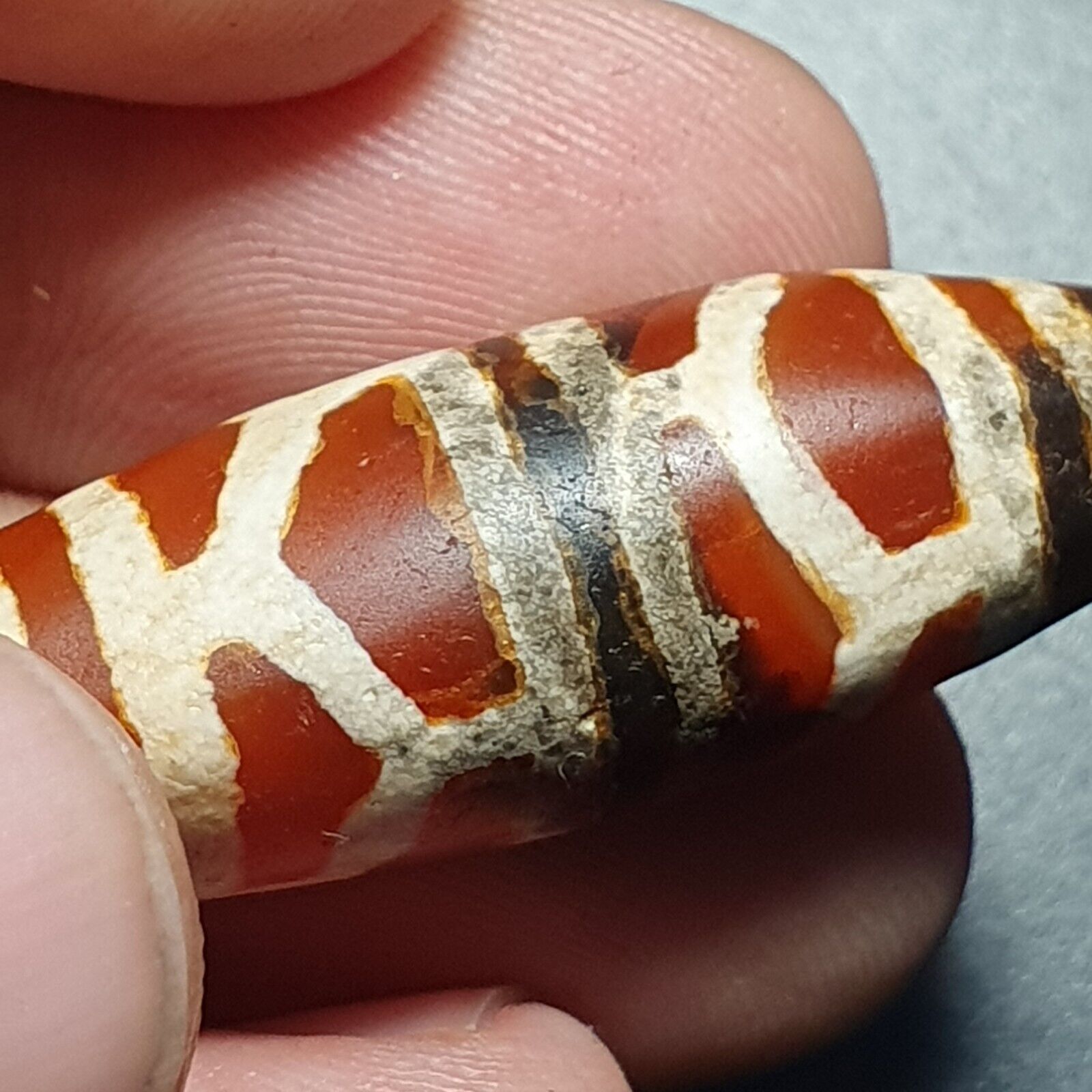 BDET #2 HIMALAYAN Indo Tibetische Zentralasiatische geätzte Achatperlen verzierte Perle