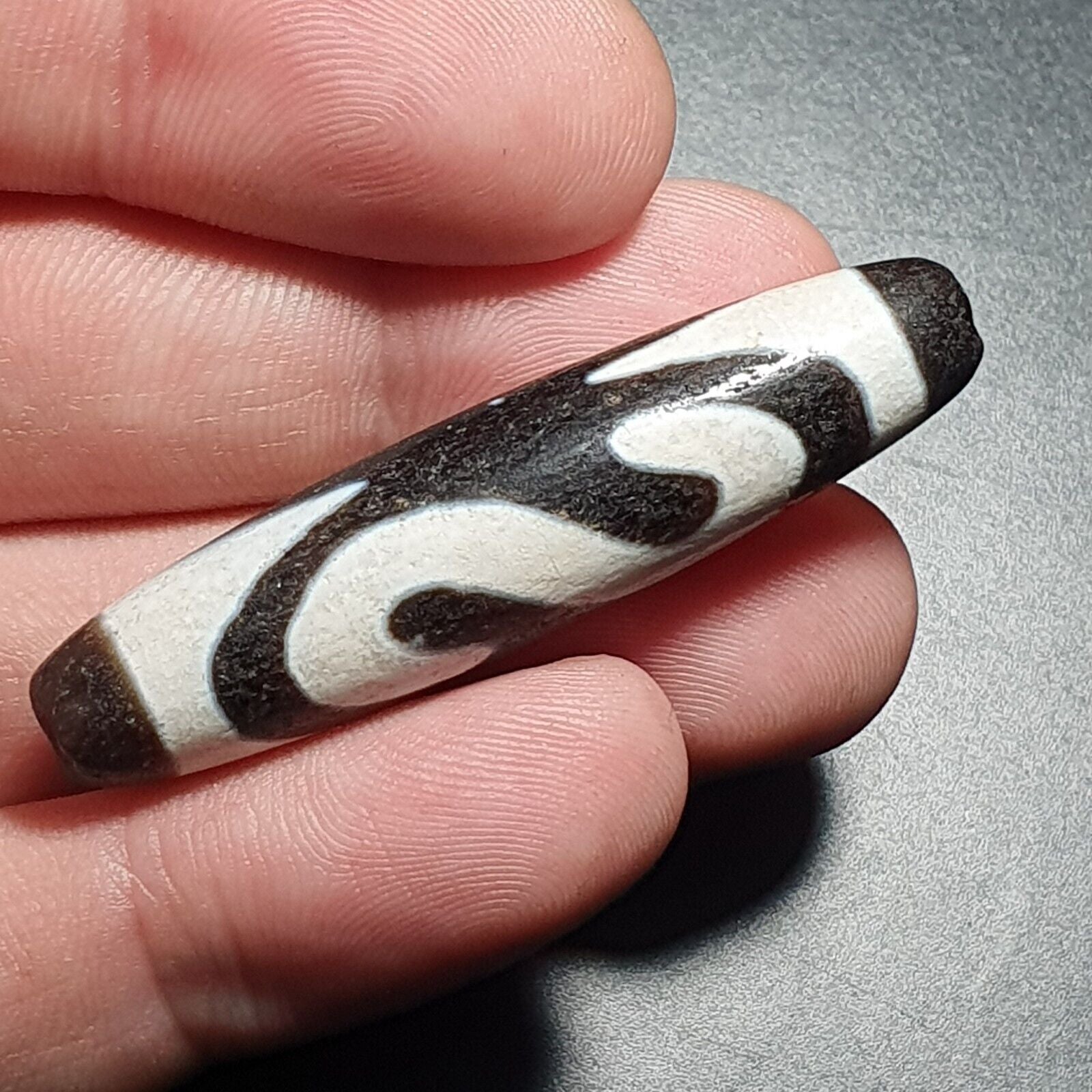 Himalayan Tibetan Dzi S Pattern Spiritual Amulet Mala Bead Unique Beads