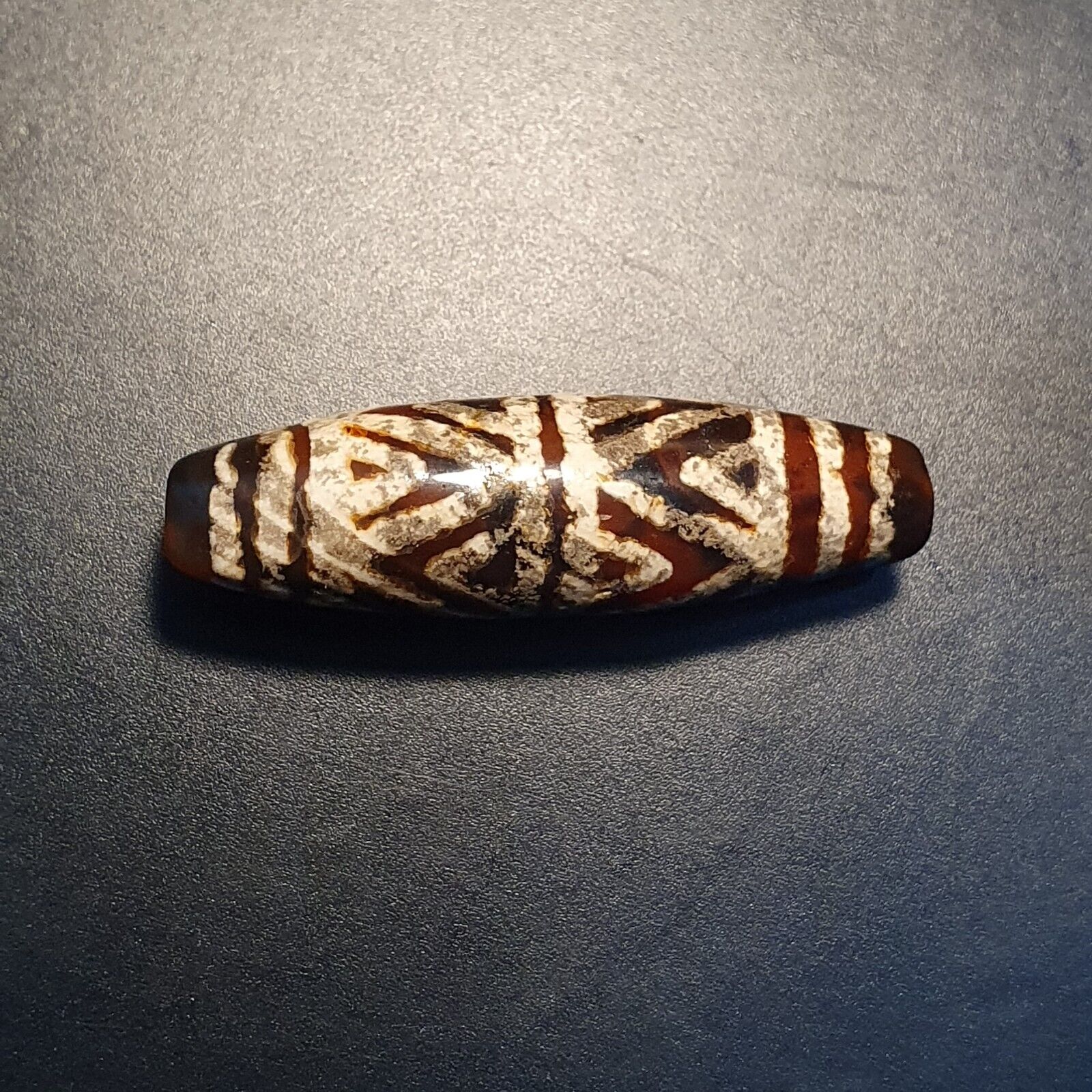 Rare Pattern HIMALAYAN Nepalese Tibetan South East Asian Etched Agate bead