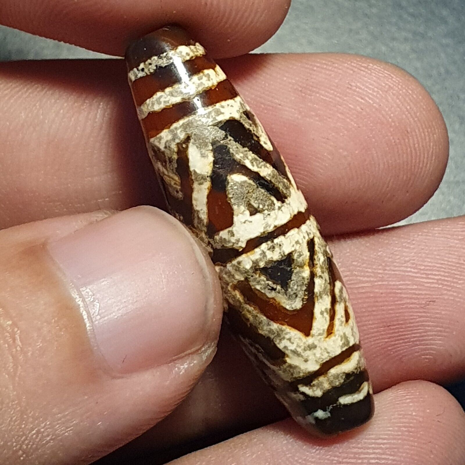 Rare Pattern HIMALAYAN Nepalese Tibetan South East Asian Etched Agate bead