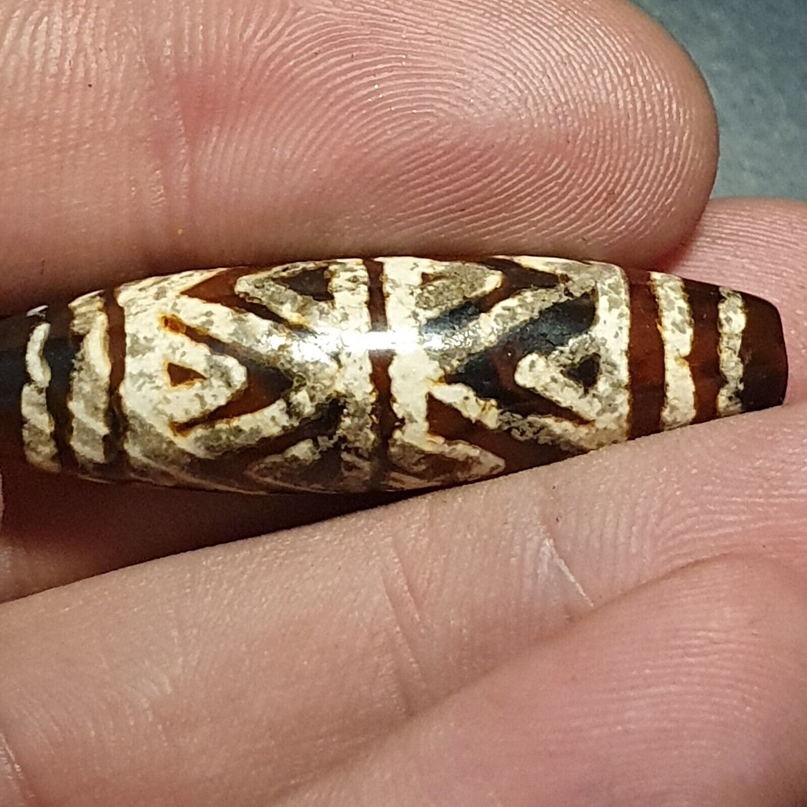 Rare Pattern HIMALAYAN Nepalese Tibetan South East Asian Etched Agate bead