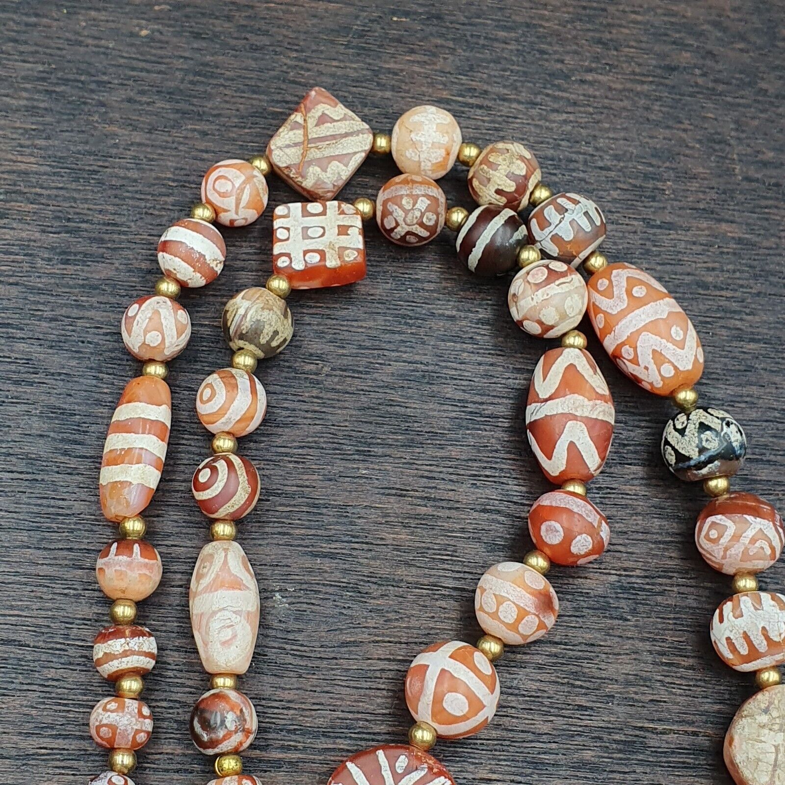 Amazing Red Agate Antique Tibetan Central Asian Etched Agate beads Necklace E9