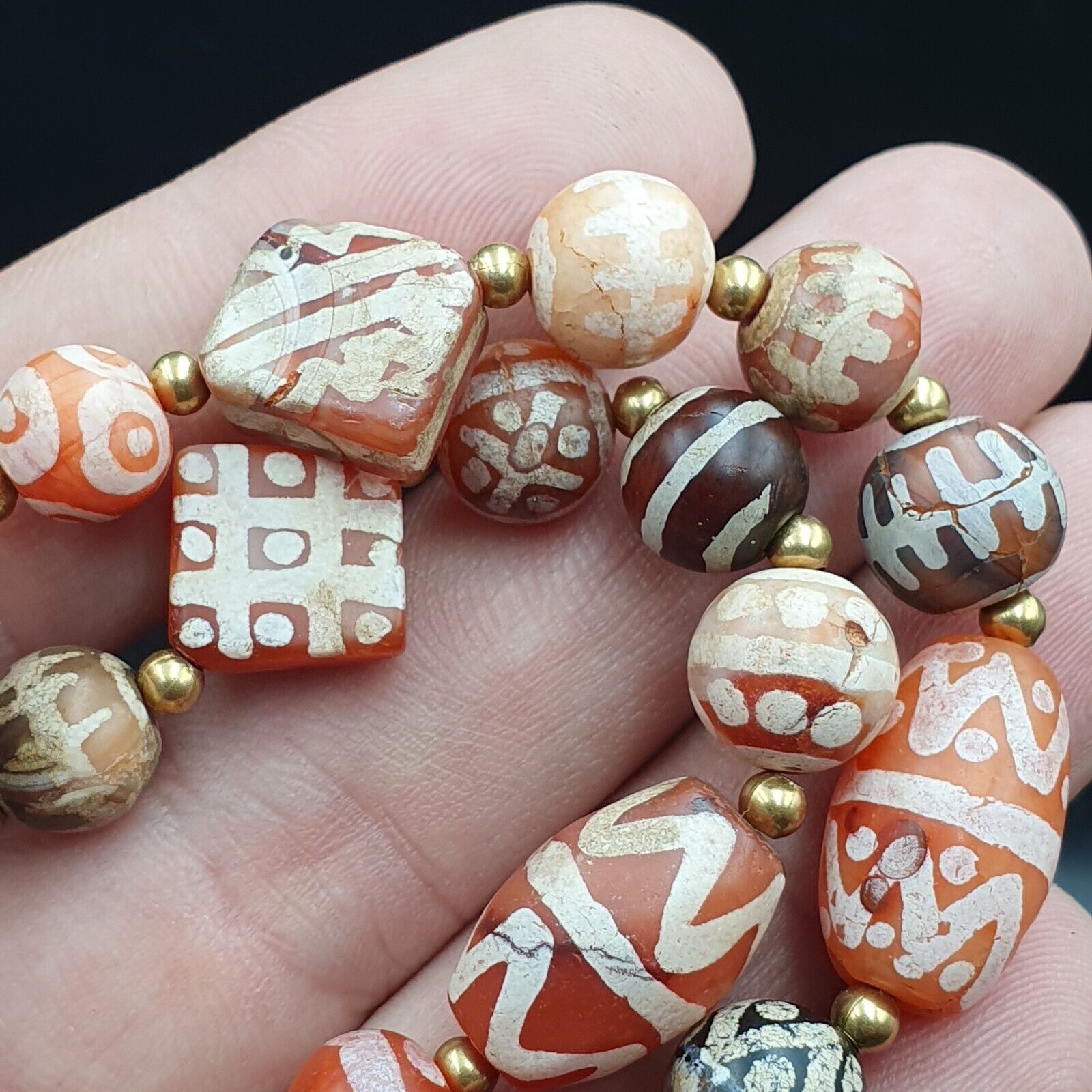 Amazing Red Agate Antique Tibetan Central Asian Etched Agate beads Necklace E9