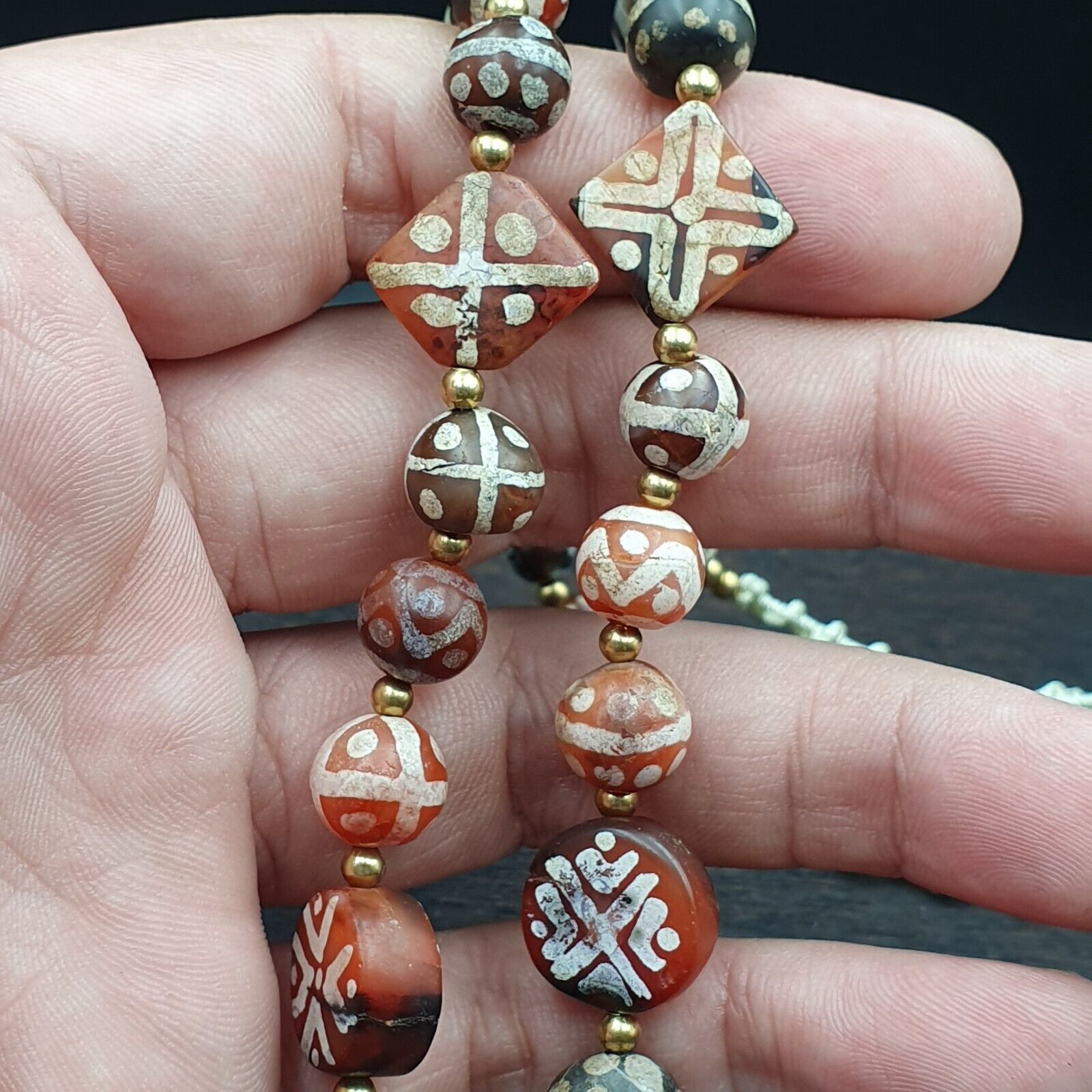 Antique HIMALAYAN Indo Tibetan Central Asian Etched Agate beads Necklace 7ED-A-