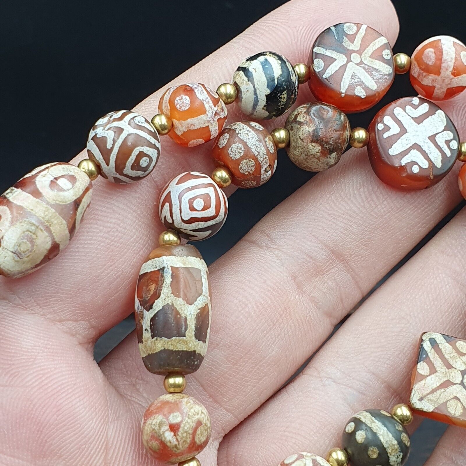 Antique HIMALAYAN Indo Tibetan Central Asian Etched Agate beads Necklace 7ED-A-