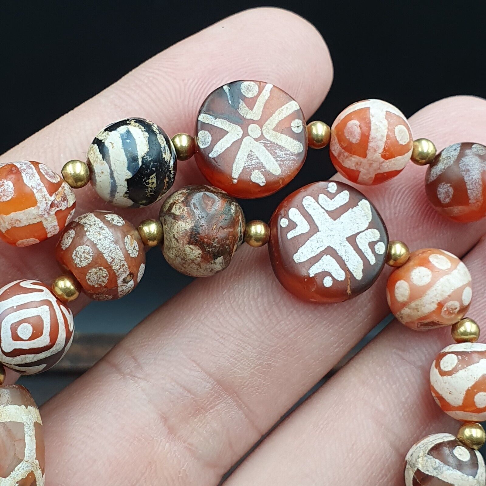 Antique HIMALAYAN Indo Tibetan Central Asian Etched Agate beads Necklace 7ED-A-