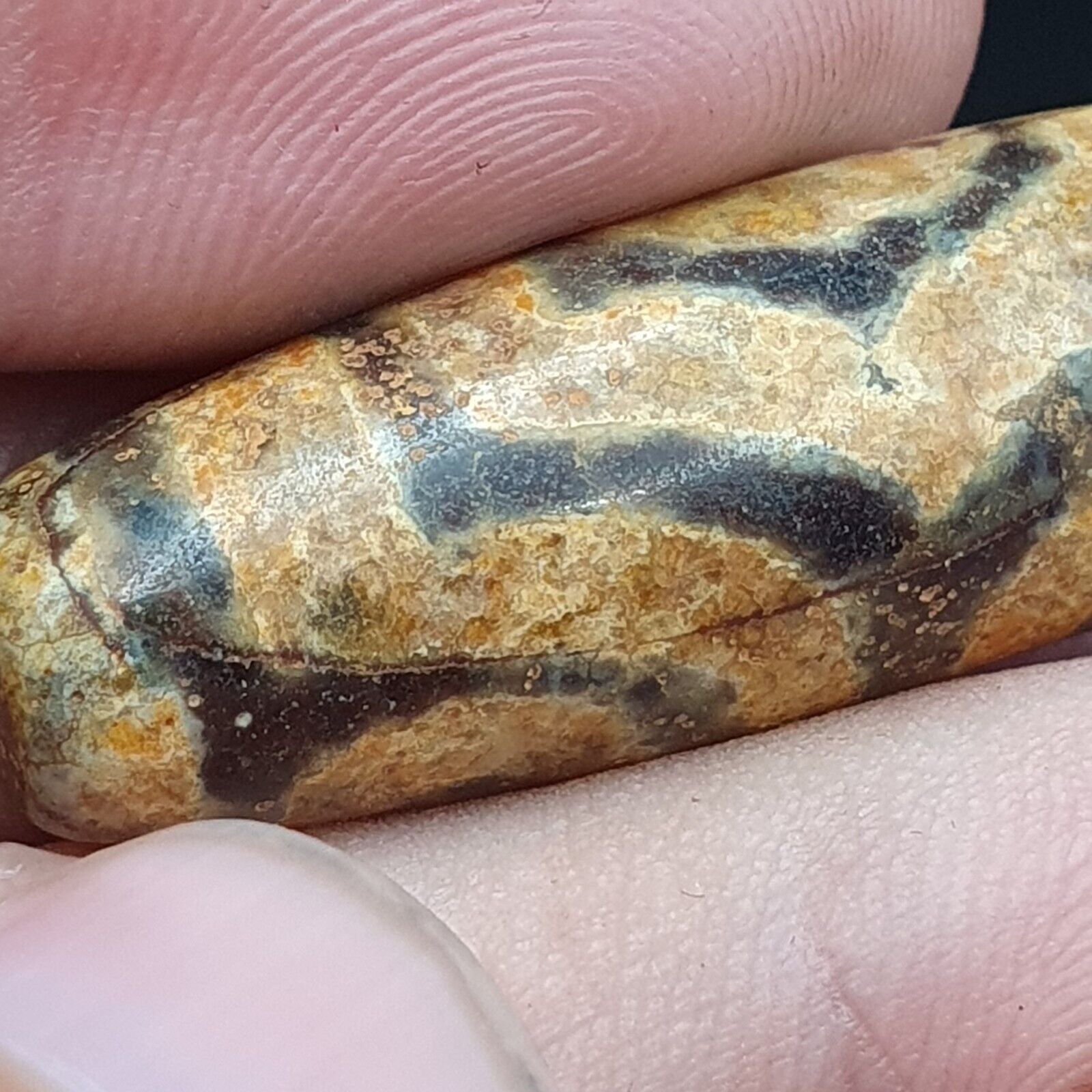 3 Eyes Antique Agate bead Tibet Himalayan Dzi pendant