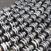 Vintage schwarz-weiß gestreift, Glasperlen im antiken Stil, 11–12 mm Halskettenstrang