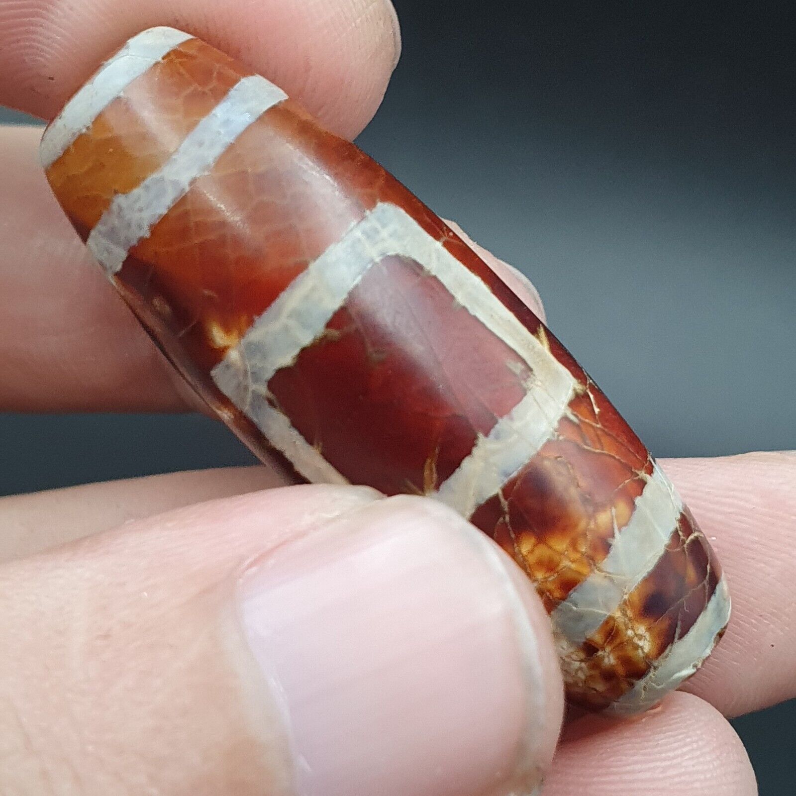 Beautiful INDO TIBETAN ETCHED LINE DECORATED TAPERED TUBE 2 EYE DZI