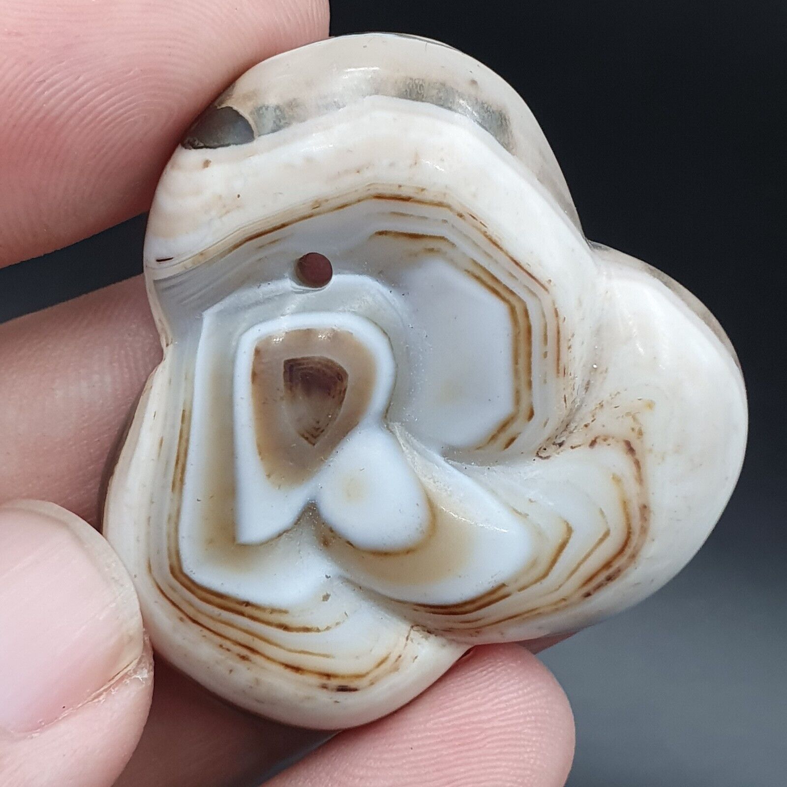 Antique Tibetan Himalayan Carving Agate Pendent Amulet Bead #129