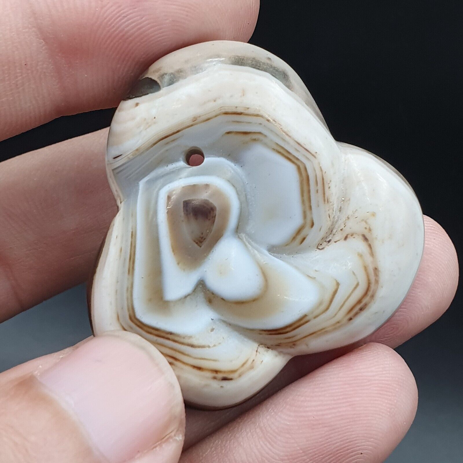 Antique Tibetan Himalayan Carving Agate Pendent Amulet Bead #129